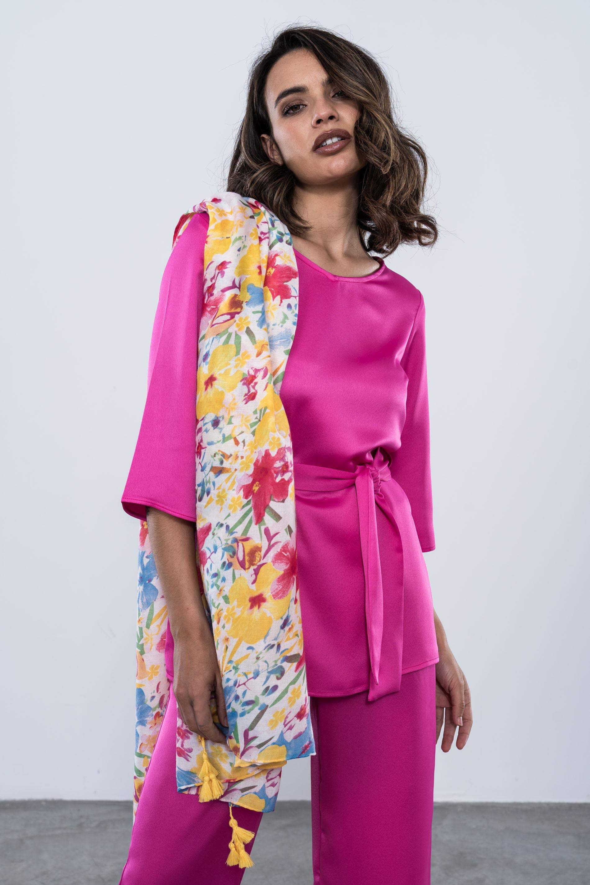 FOULARD ESTAMPADO FLOR GRANDE