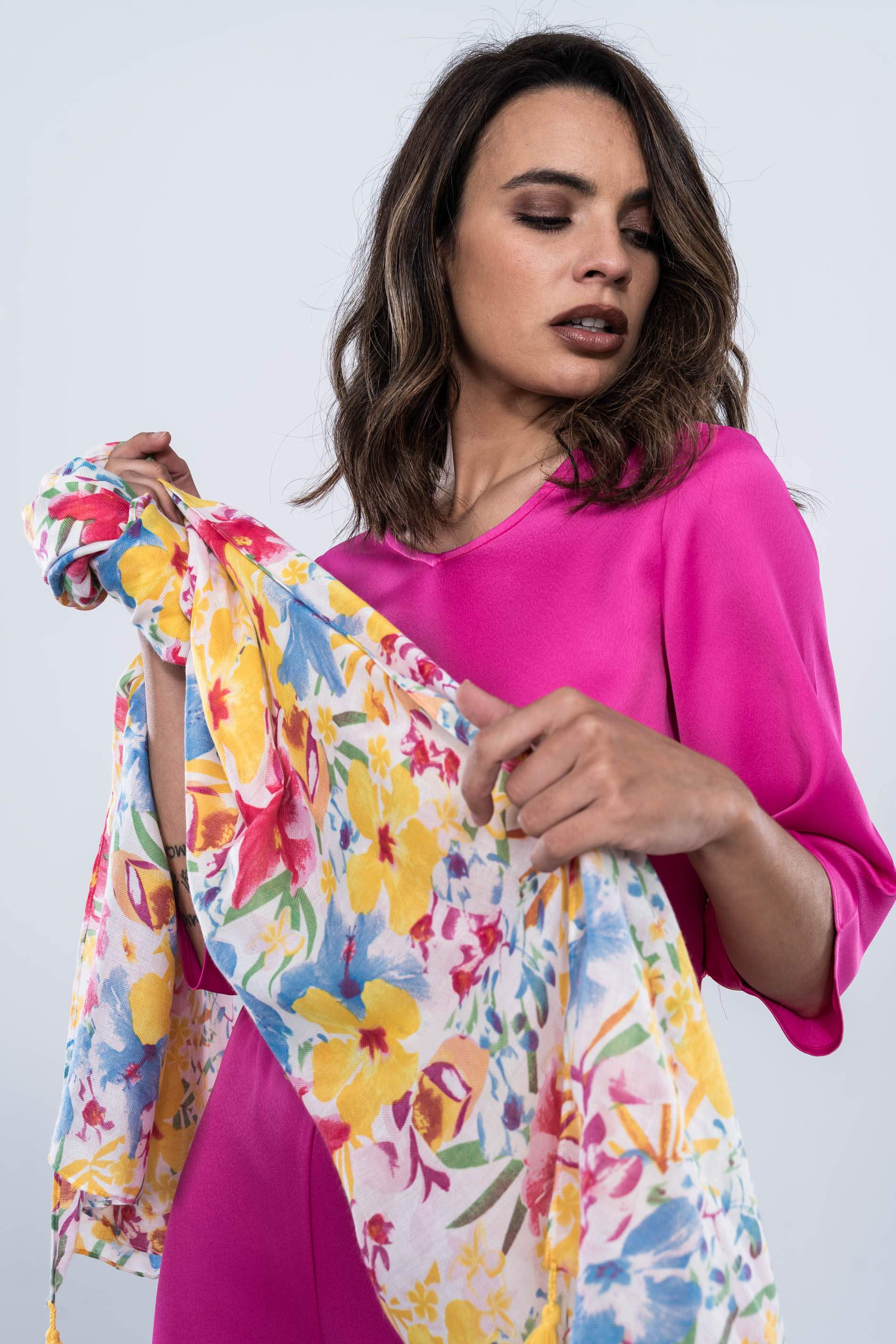 FOULARD ESTAMPADO FLOR GRANDE
