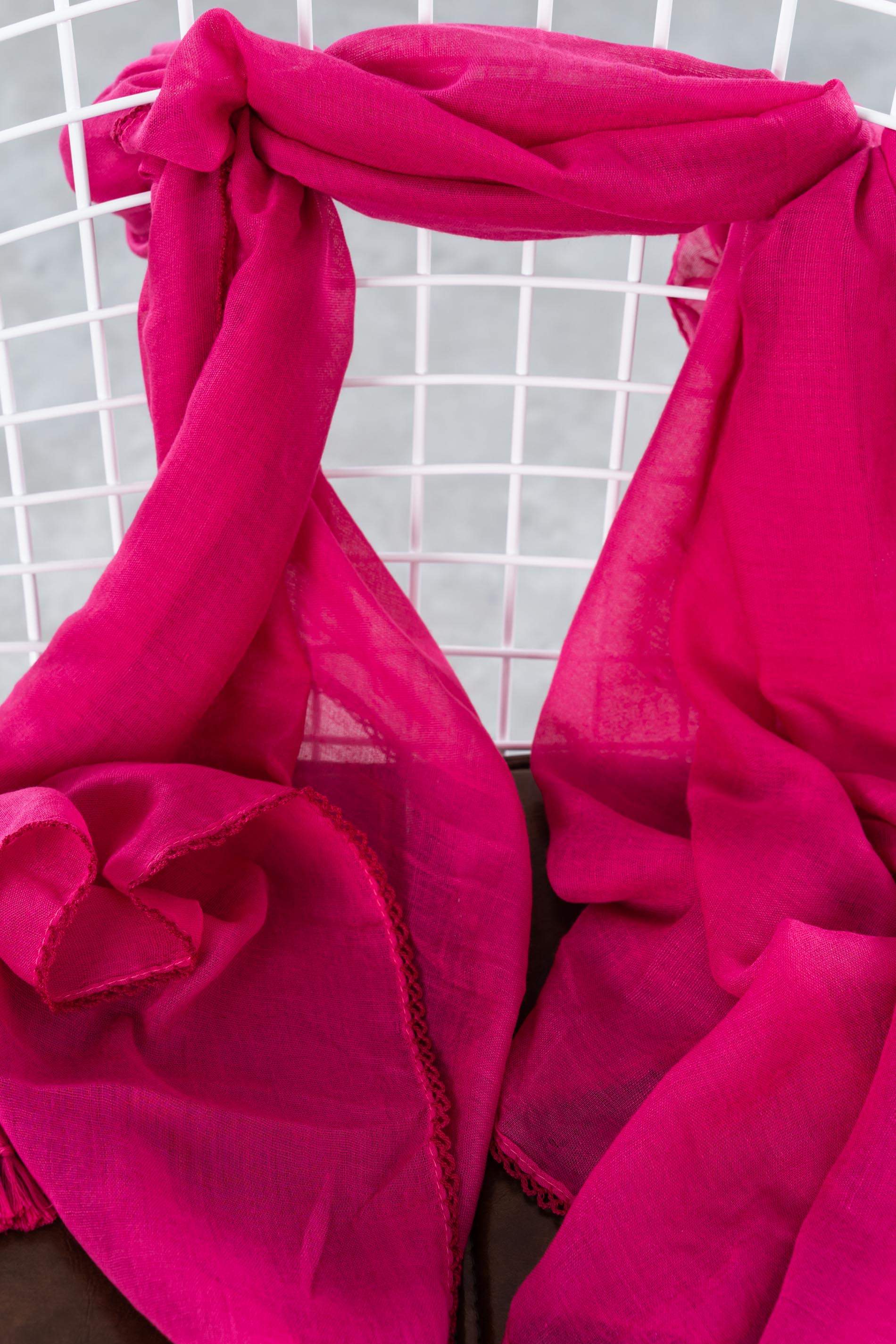 FOULARD LISO POMPONES