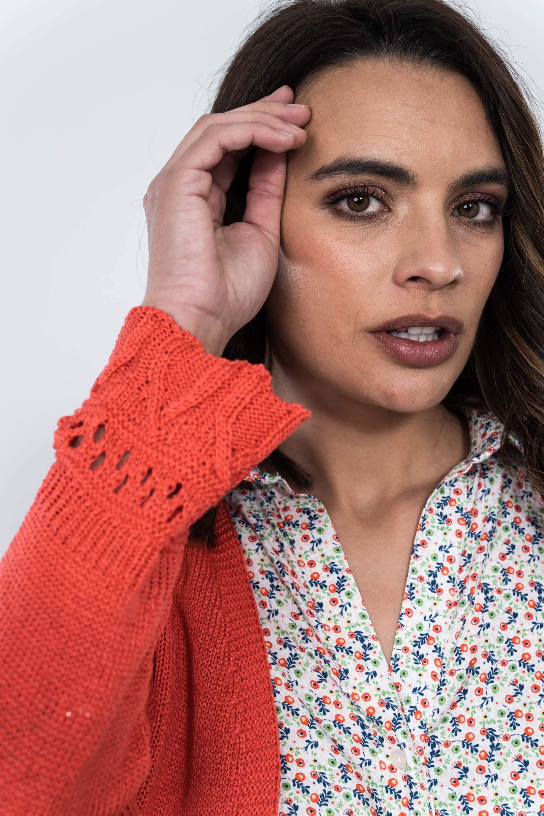CHAQUETA DETALLES CENEFAS CORAL