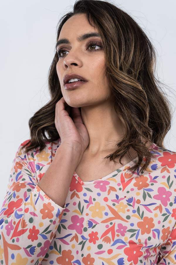 CAMISETA DETALLE NUDO MF FLORAL