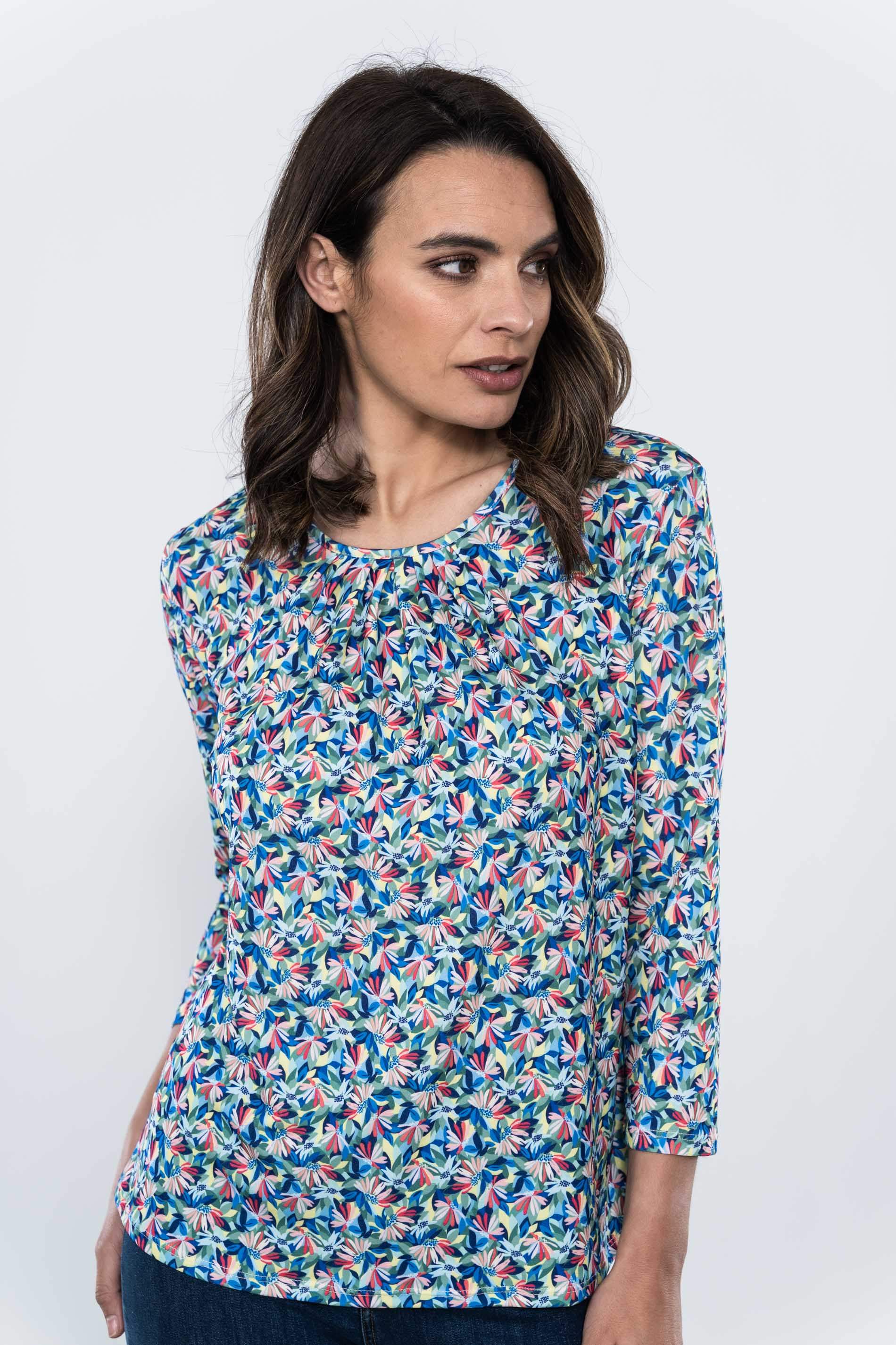 CAMISETA PLIEGUES FLORAL HOJAS MANGA FRANCESA