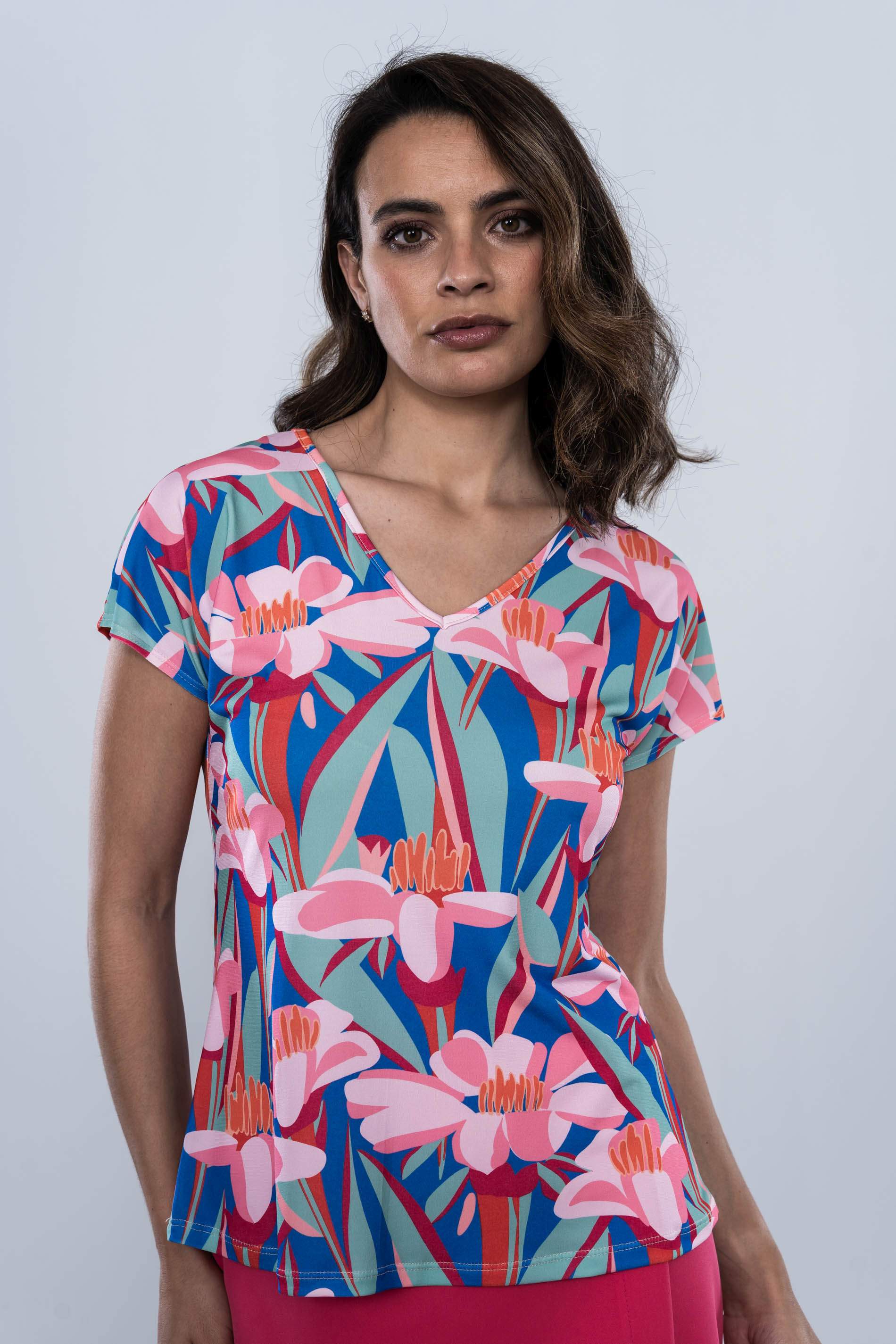 CAMISETA PETALOS COLOR
