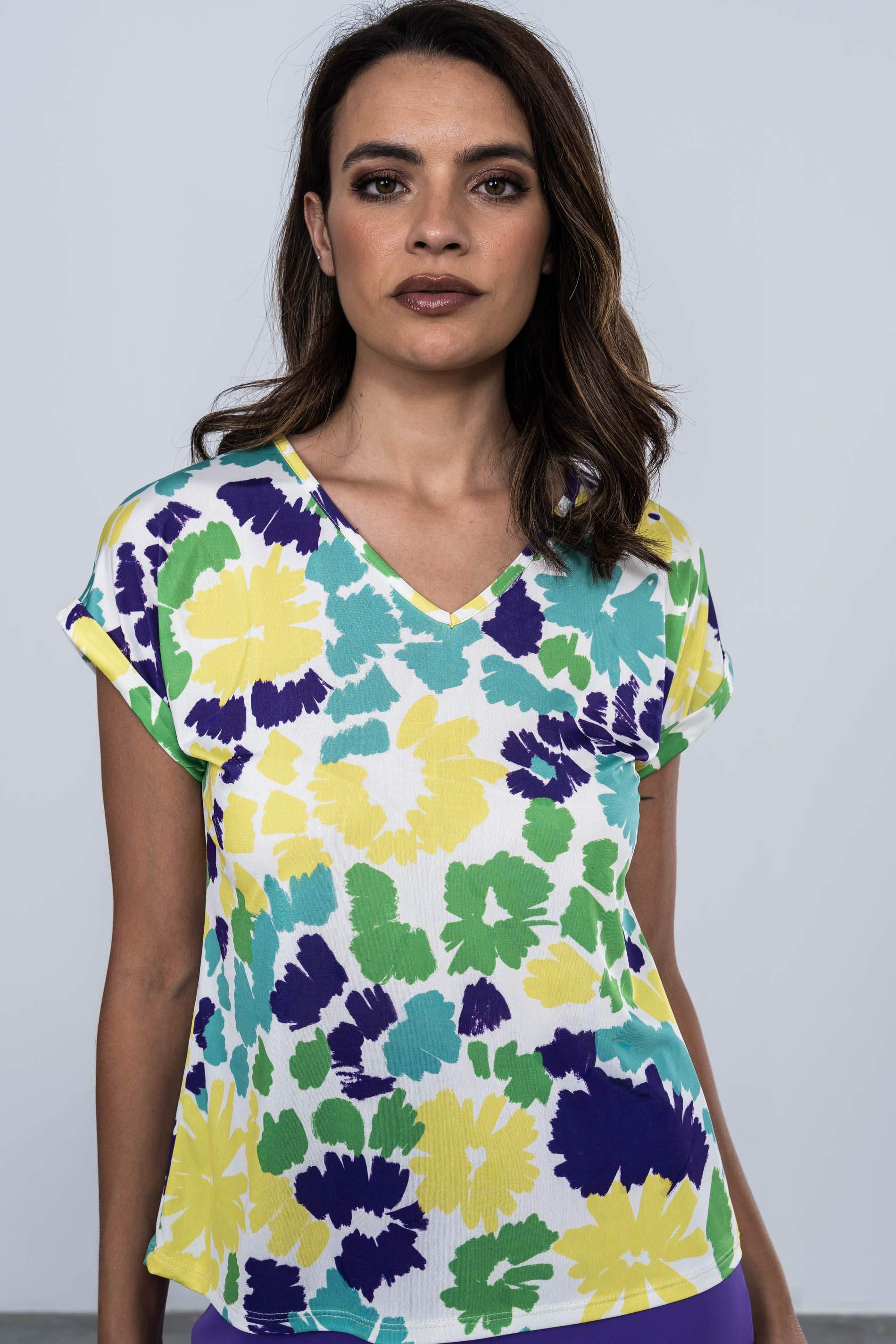 CAMISETA FLOR PINCELADAS