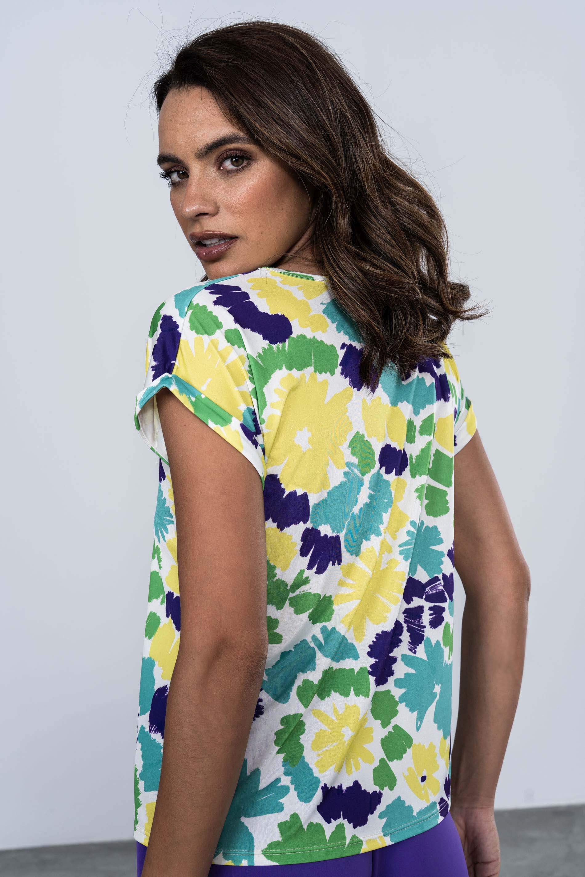 CAMISETA FLOR PINCELADAS