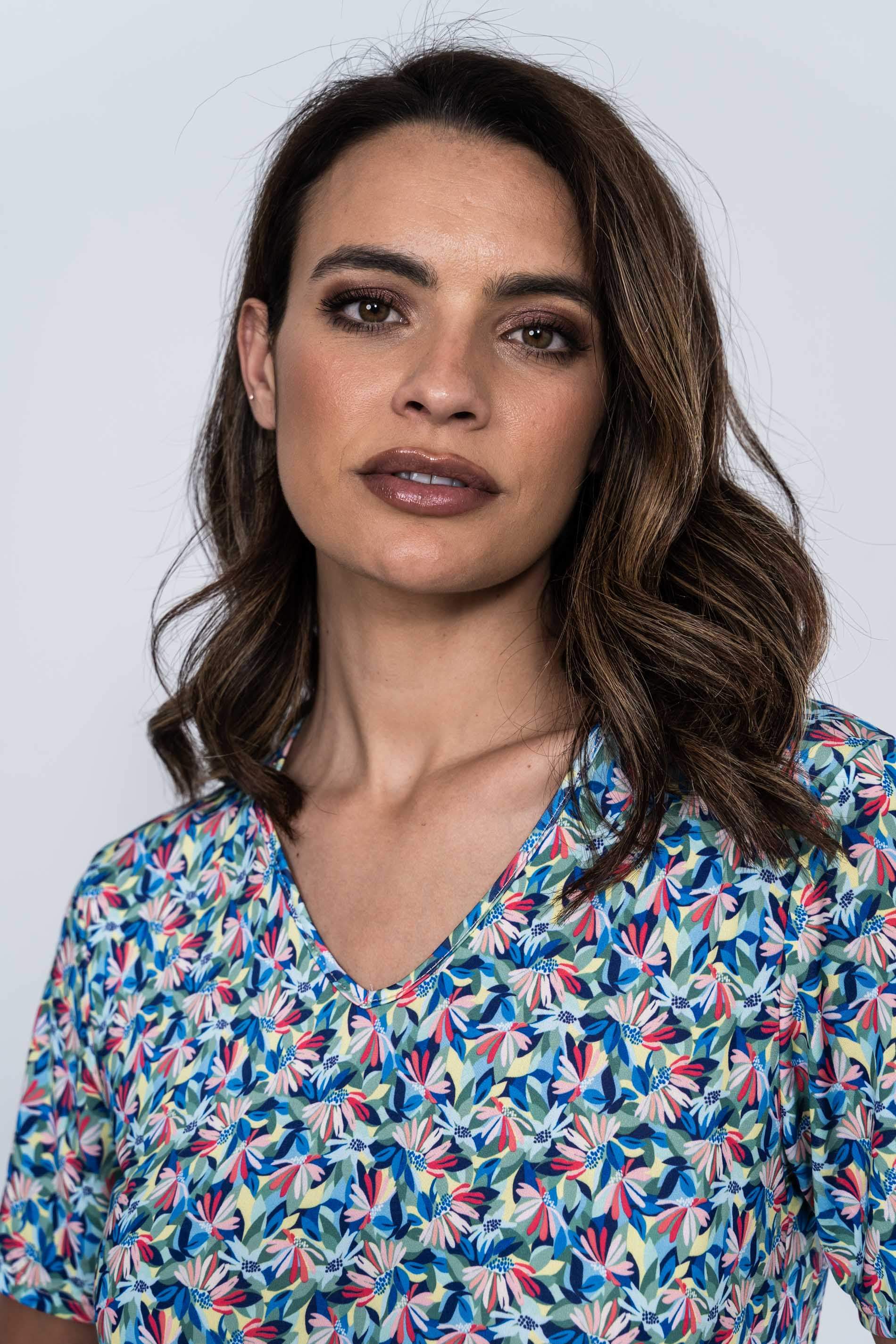 VESTIDO PUNTO CORTES FLORAL