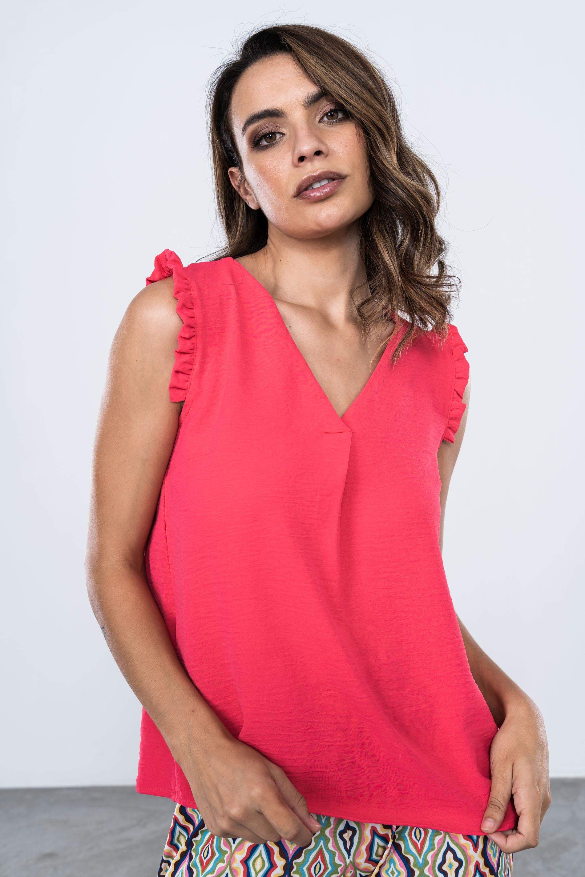 BLUSA TABLA VOLANTITO SISAS C PICO FRESA