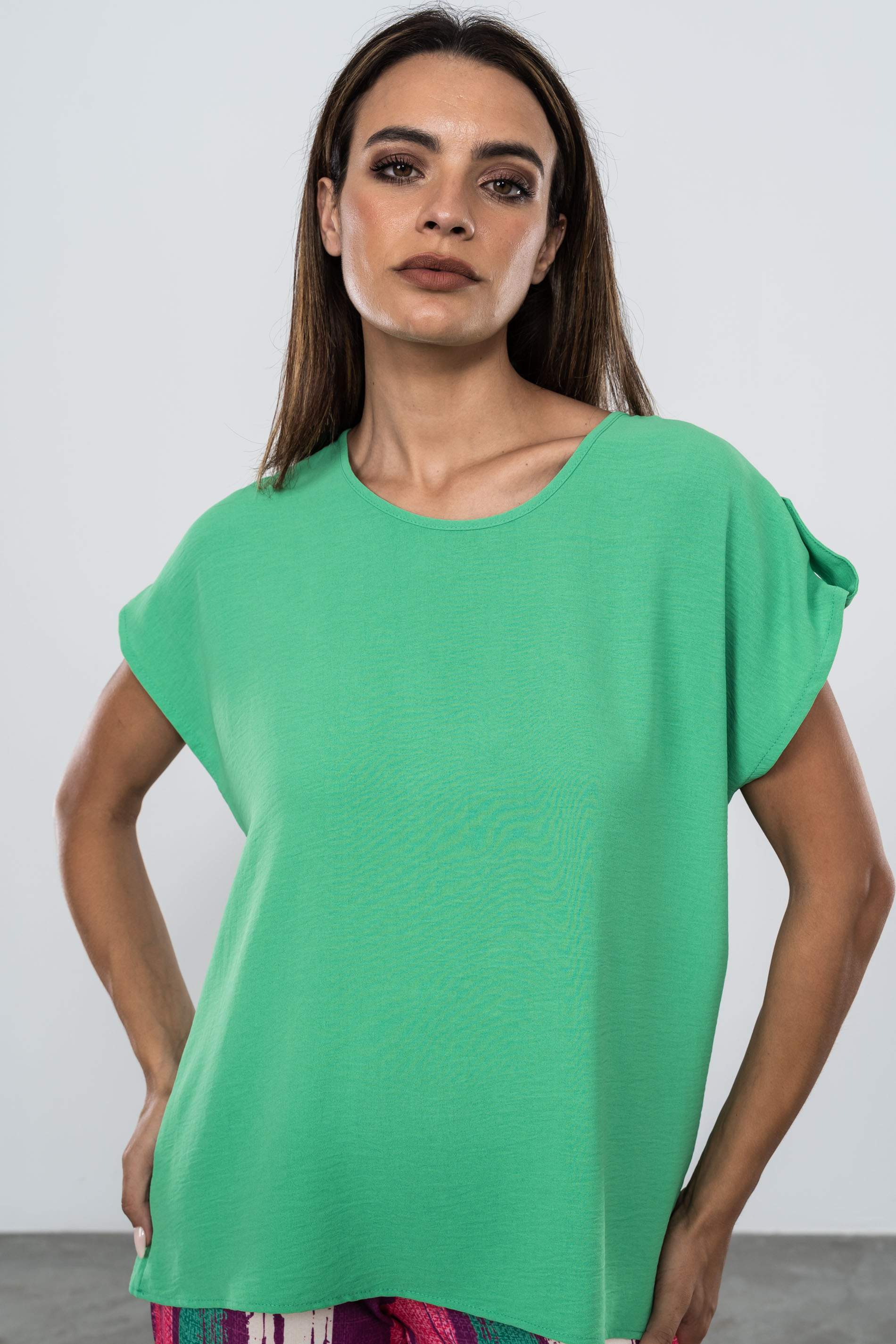 BLUSA MANGA DETALLE BOTON VERDE