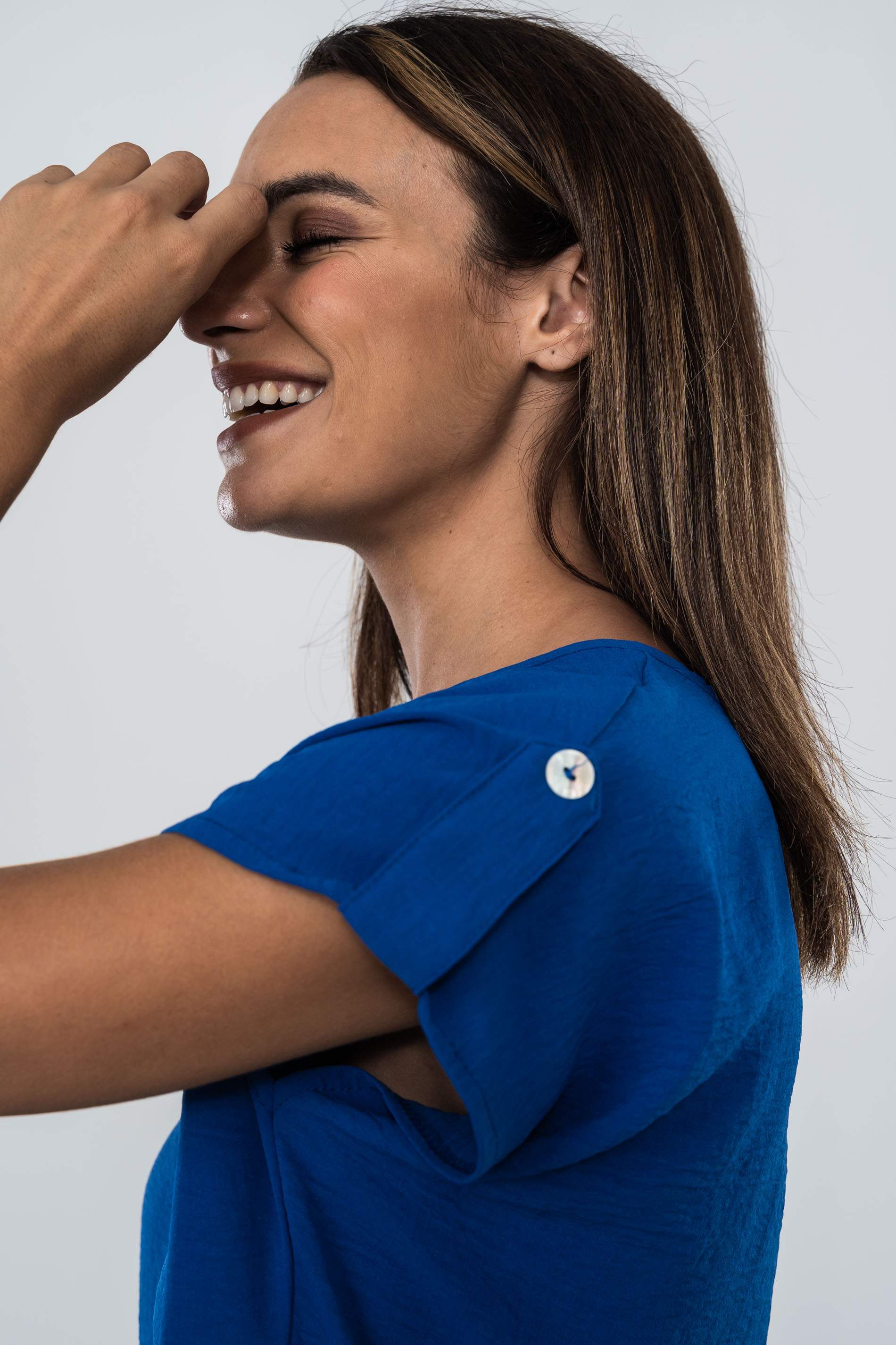 BLUSA MANGA DETALLE BOTON
