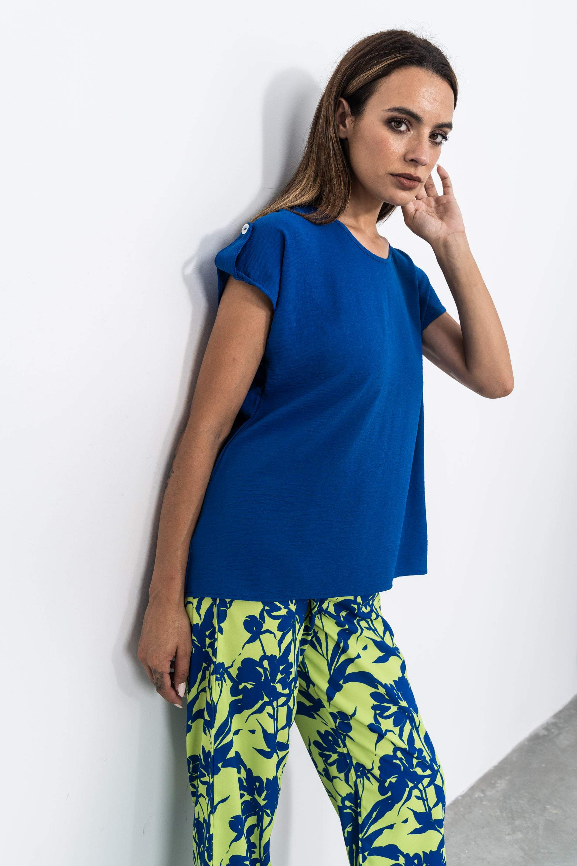 BLUSA MANGA DETALLE BOTON