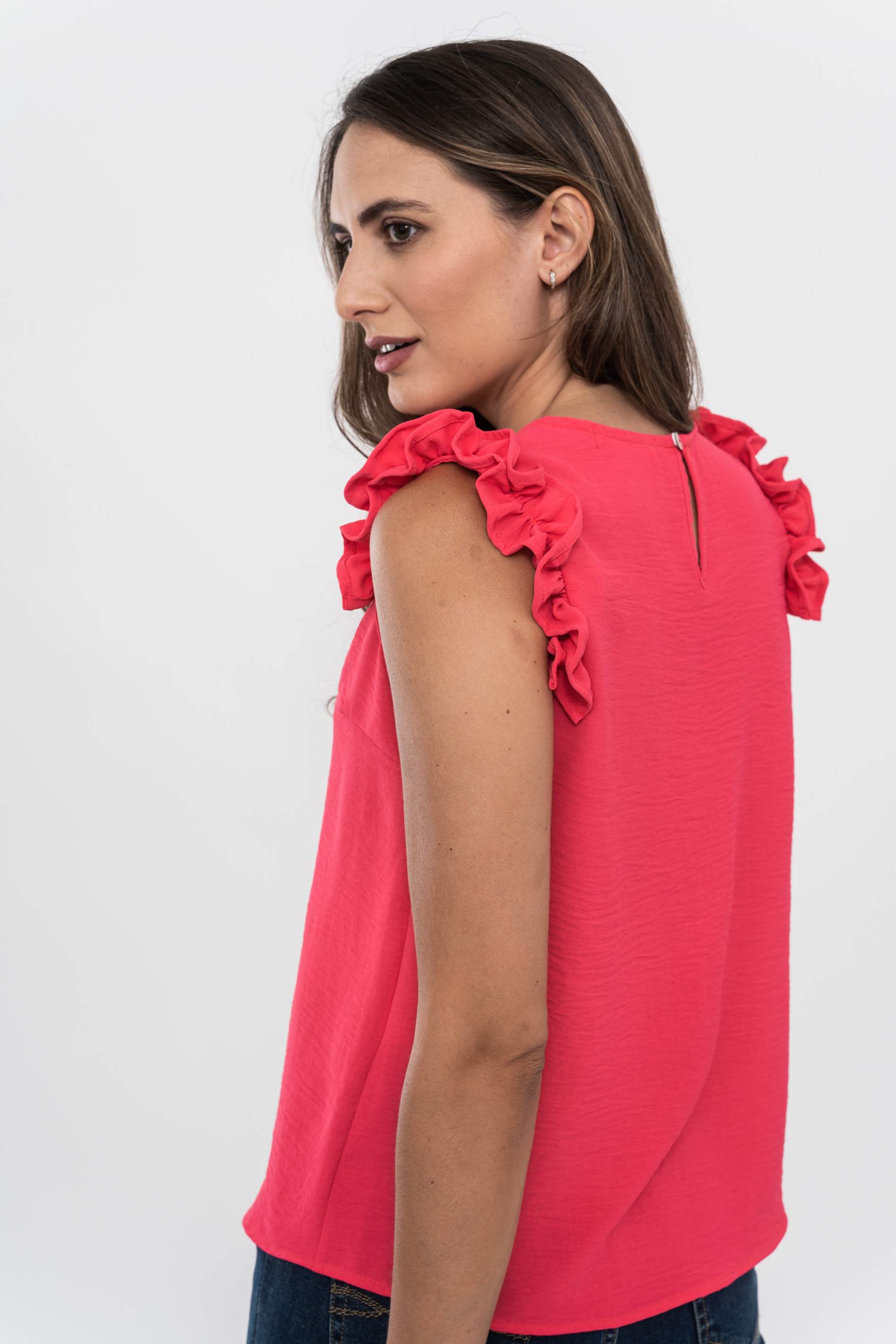 BLUSA SISAS VOLANTE FRESA.