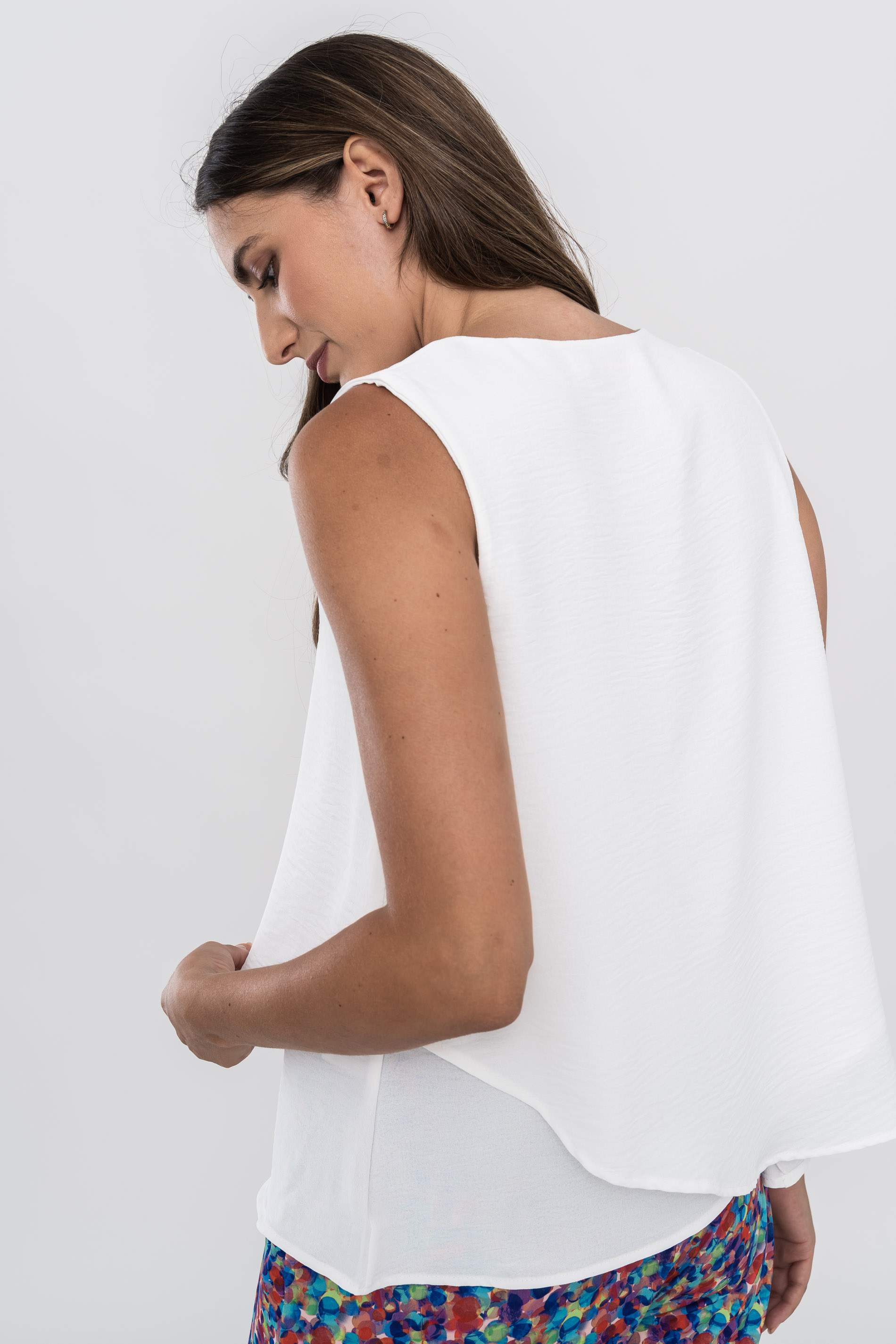 BLUSA DOBLE CAPA CUE PICO BLANCO