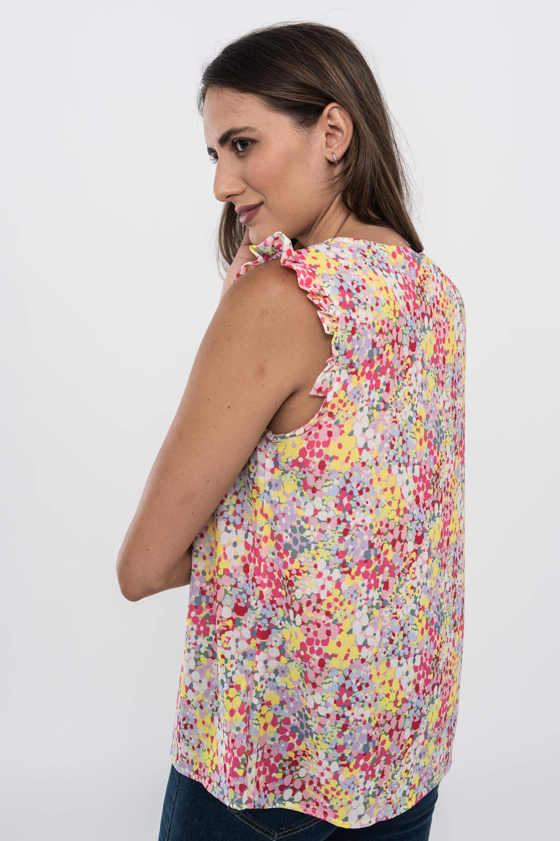 BLUSA VOLANTITO SISA FLORES.