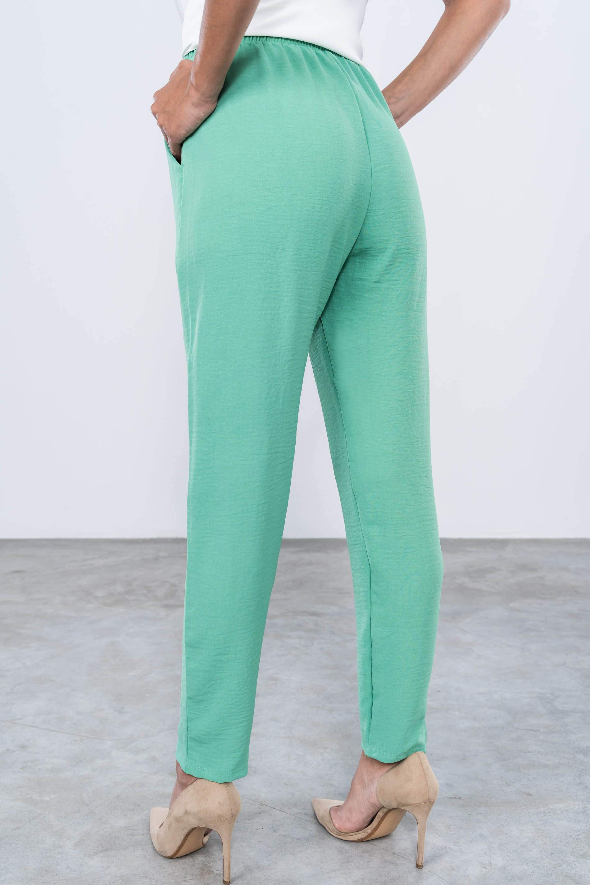 PANTALON HOLGADO BASICO MANZANA