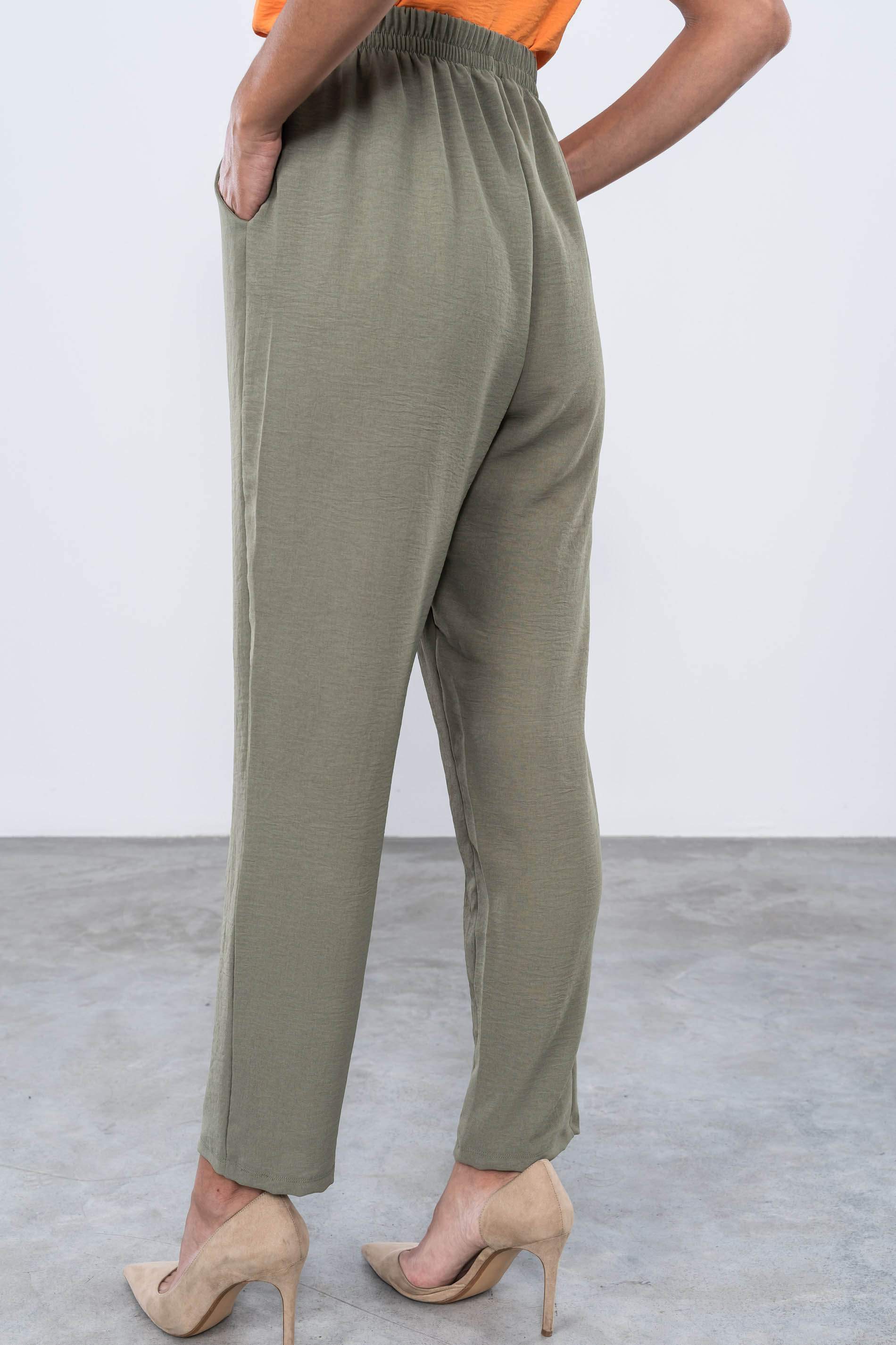 PANTALON HOLGADO BASICO KAKI