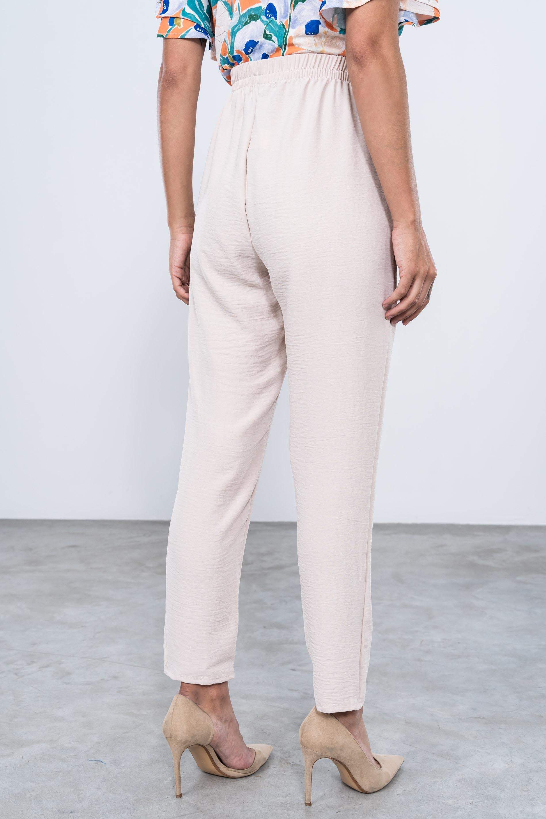 PANTALON HOLGADO BASICO BEIGE