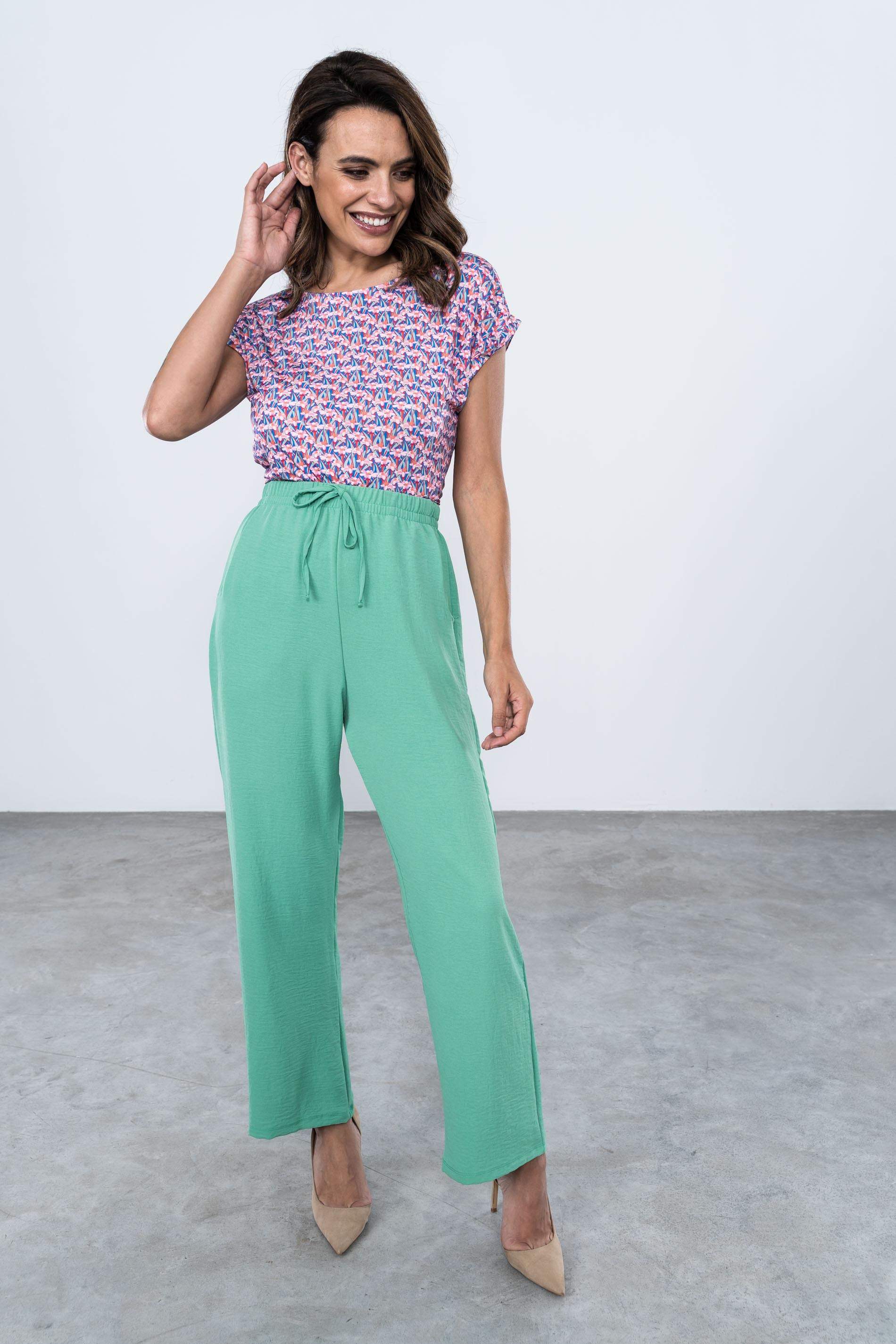 PANTALON HOLGADO RECTO MANZANA