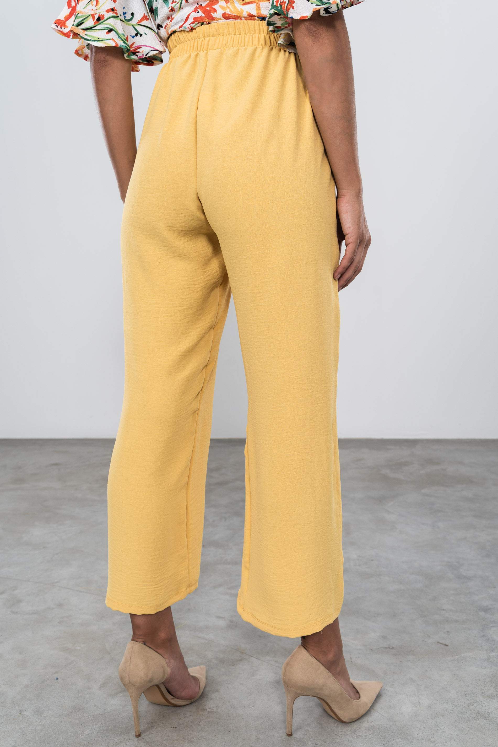 PANTALON HOLGADO RECTO AMARILLO