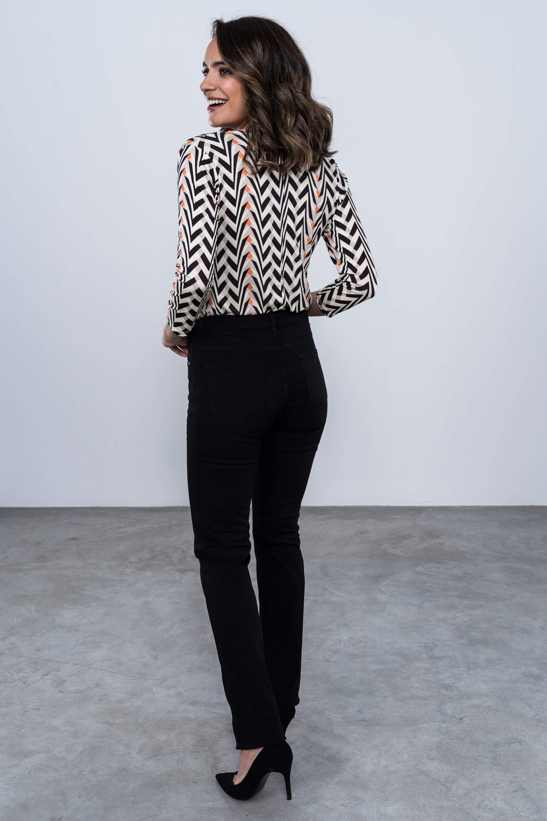 PANTALON 5 BOLSILLOS RECTO NEGRO