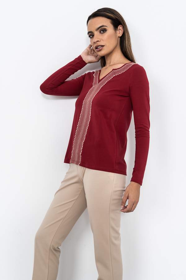 CAMISETA BORDADA CENEFA MONOCOL ROJO