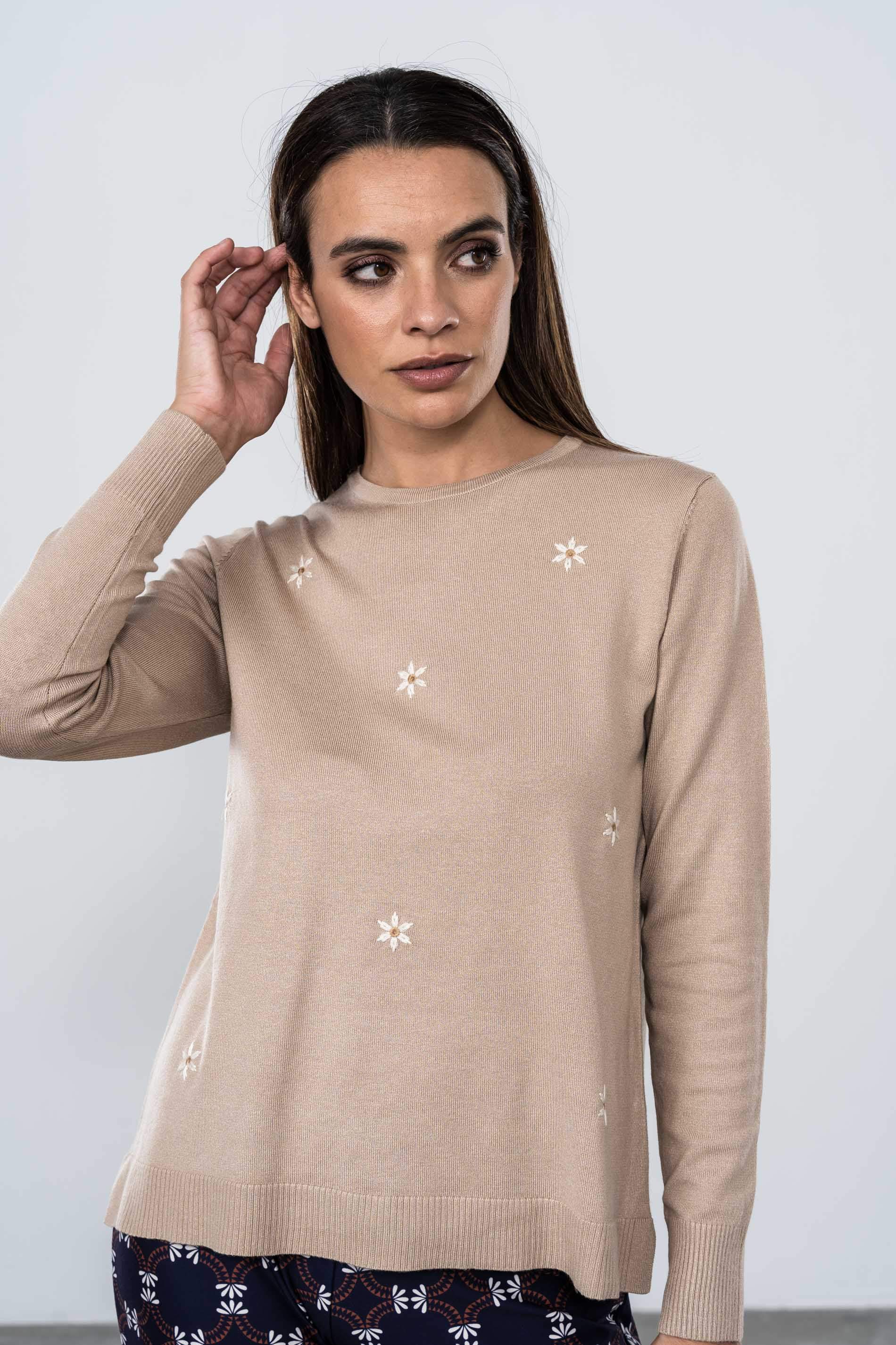 JERSEY BORDADO MARGARITAS PIEDRA