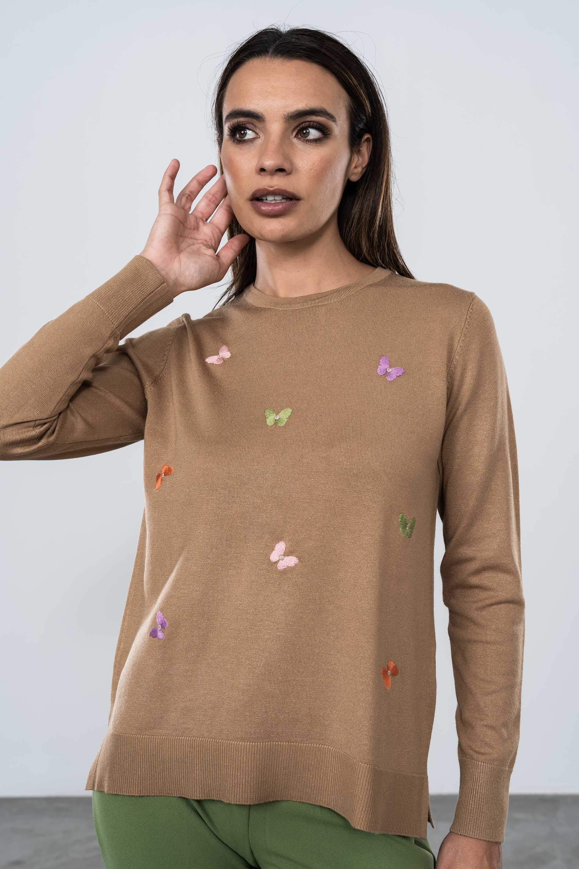 JERSEY BORDADO MARIPOSAS CAMEL