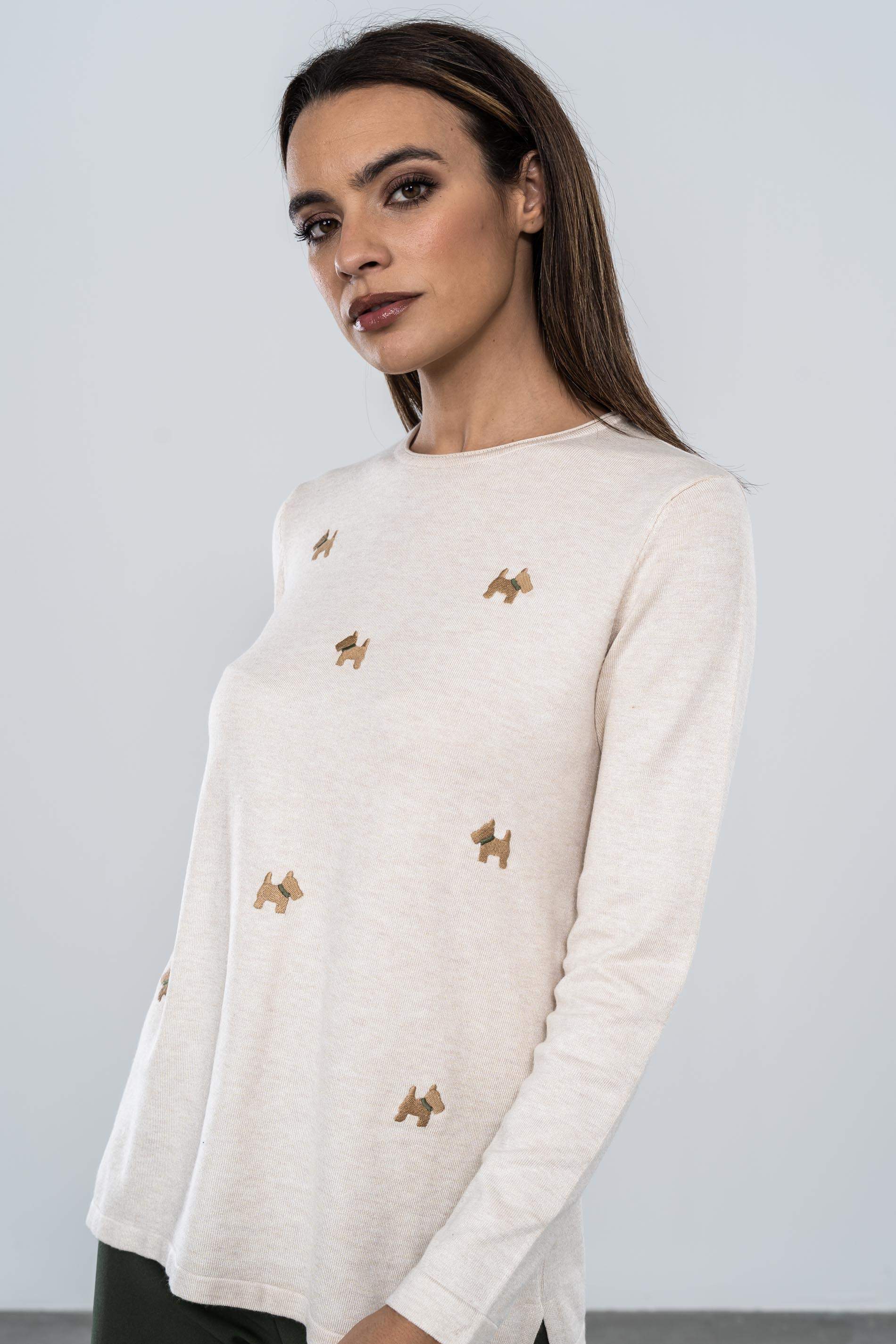 JERSEY BORDADO PERRITO CRUDO