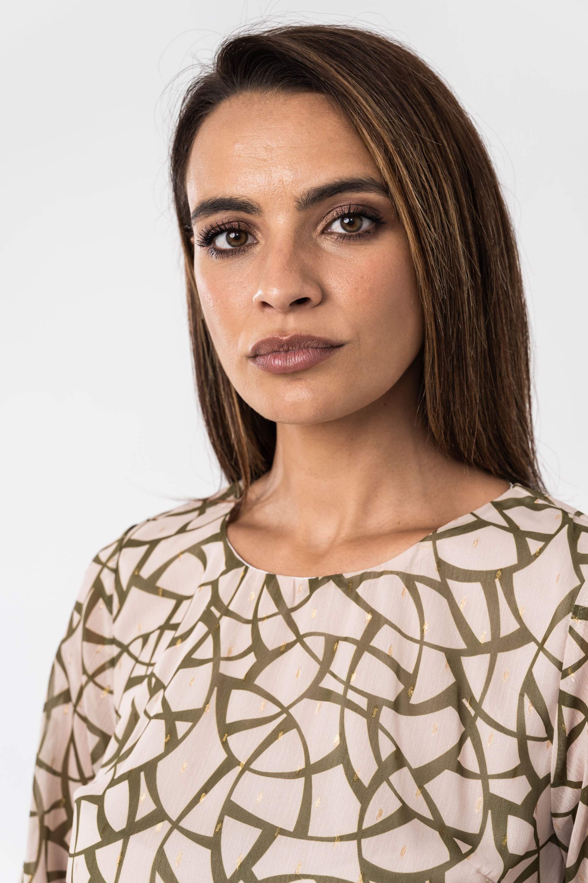 BLUSA BICOLOR DETALLE LUREX OLIVA