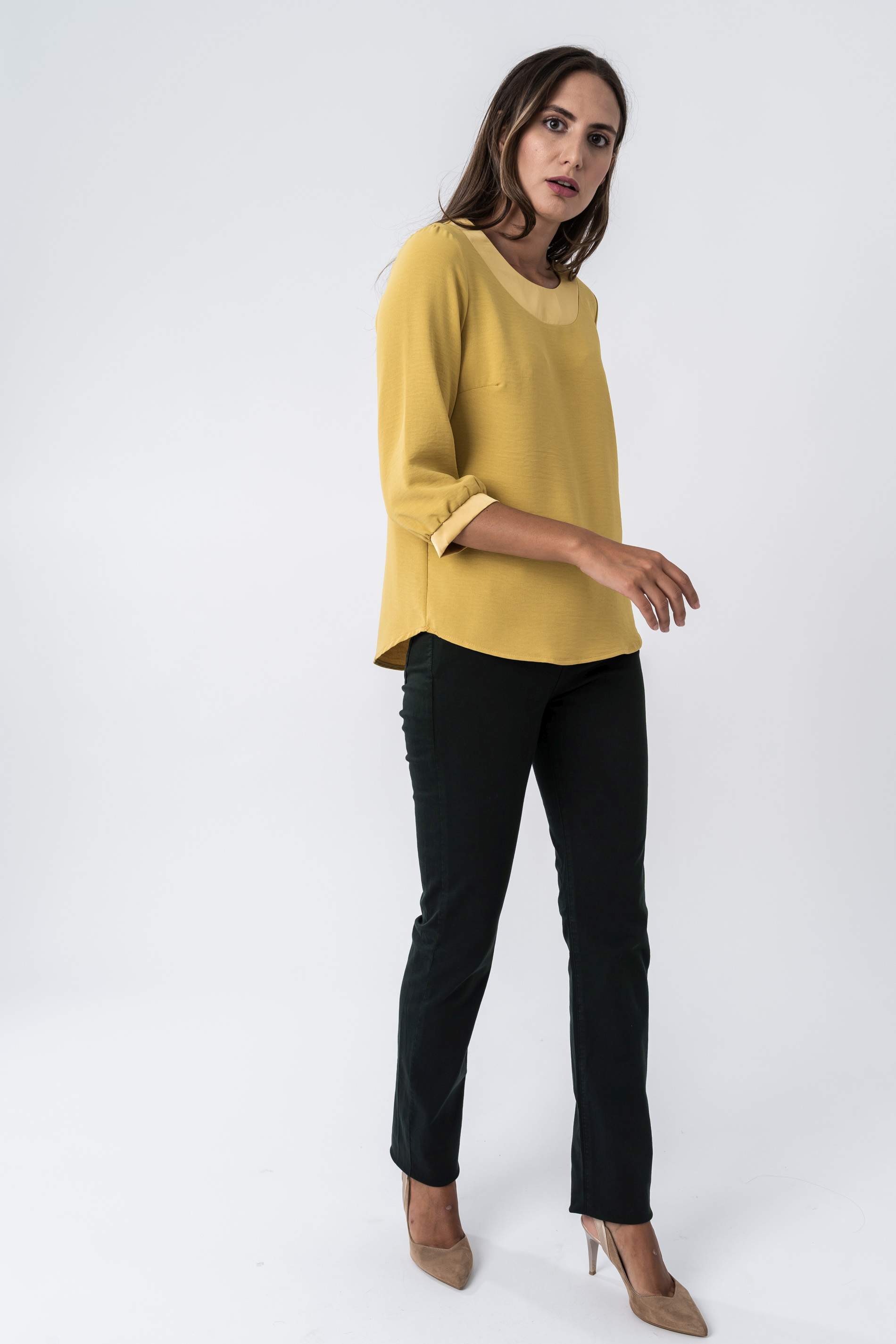BLUSA COMBINADA SATEN MF MOSTAZA