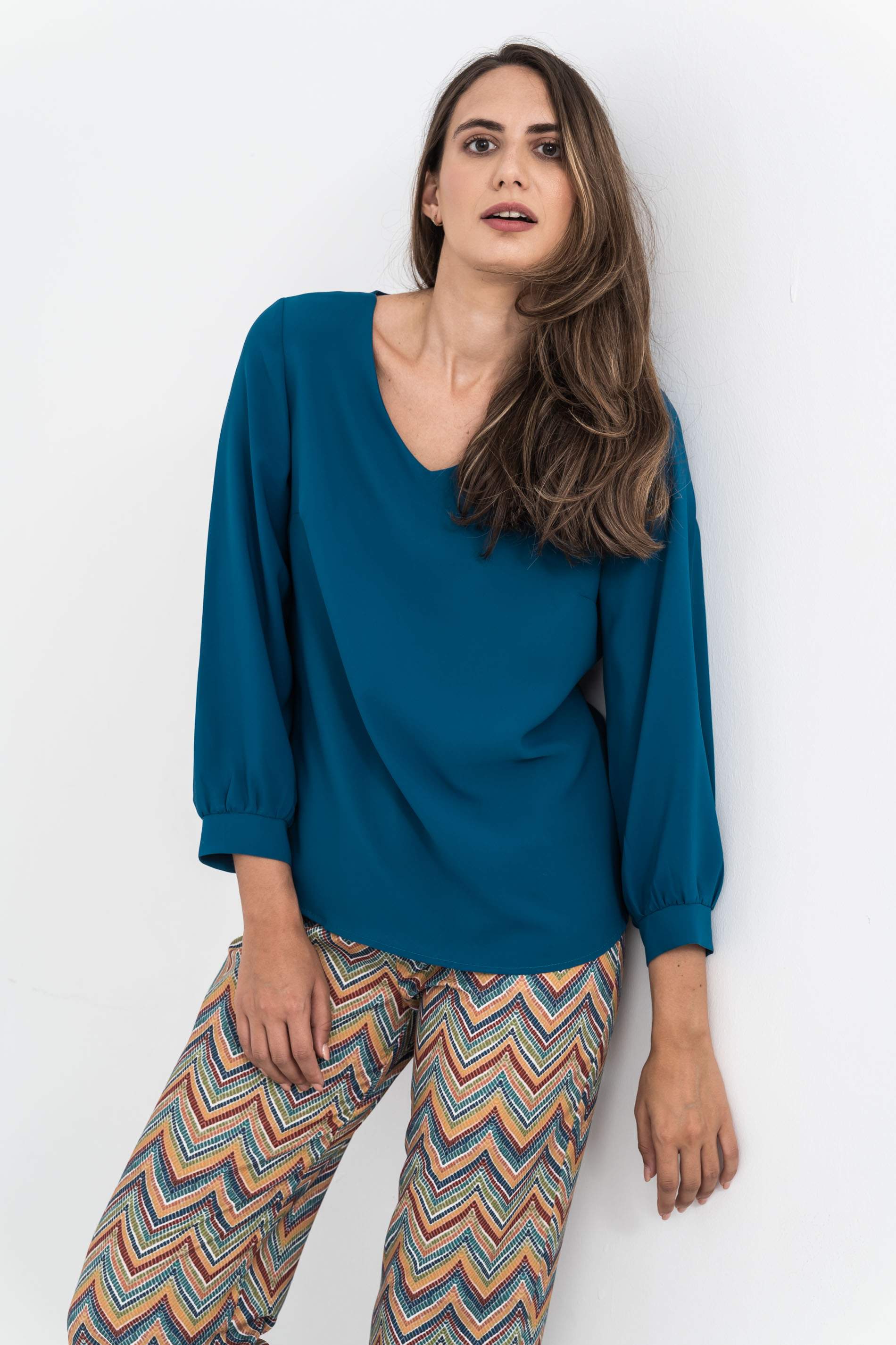 BLUSA MANGA PUÑO PETROLEO