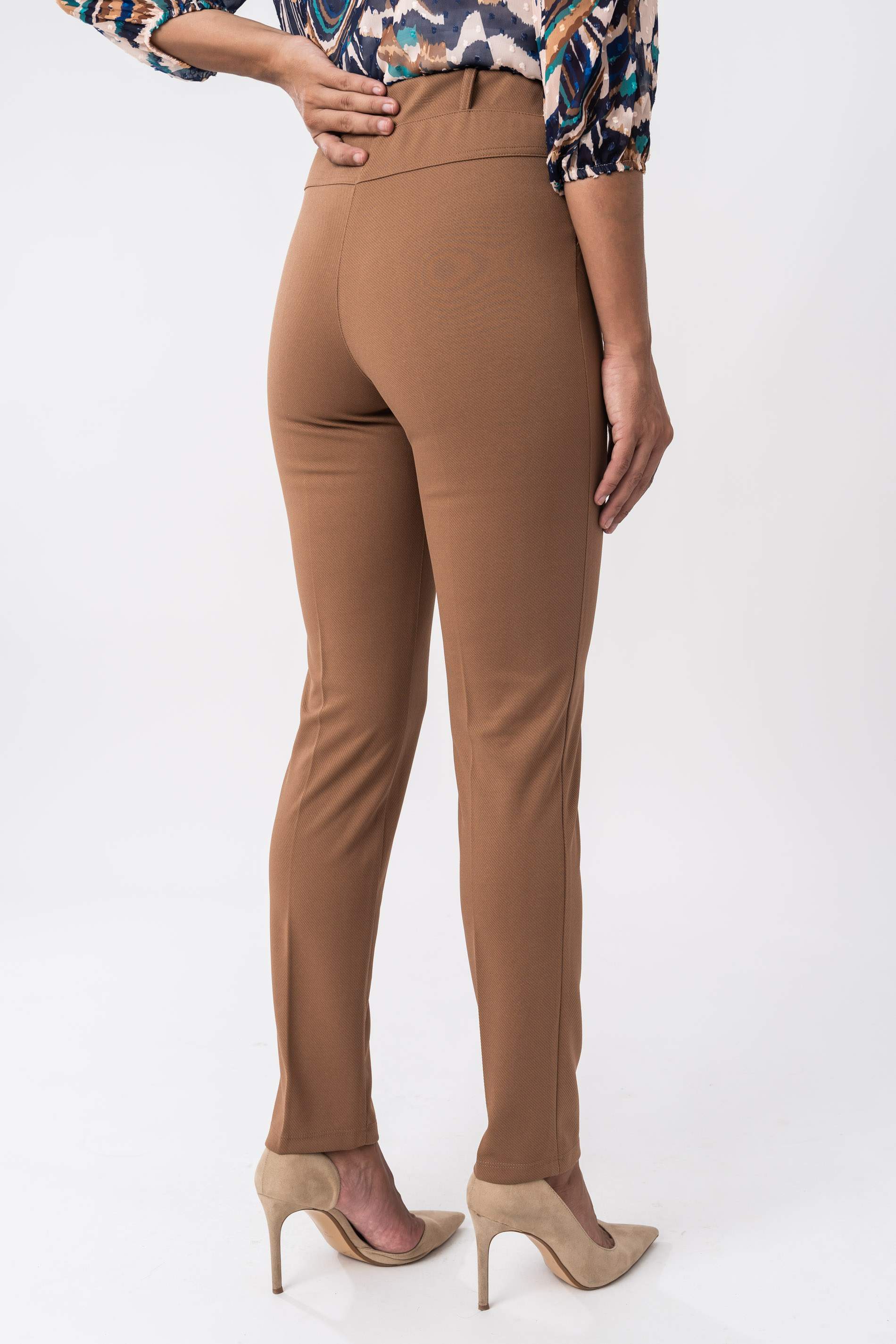 PANTALON DIAGONAL GOMA CINTURA CAMEL