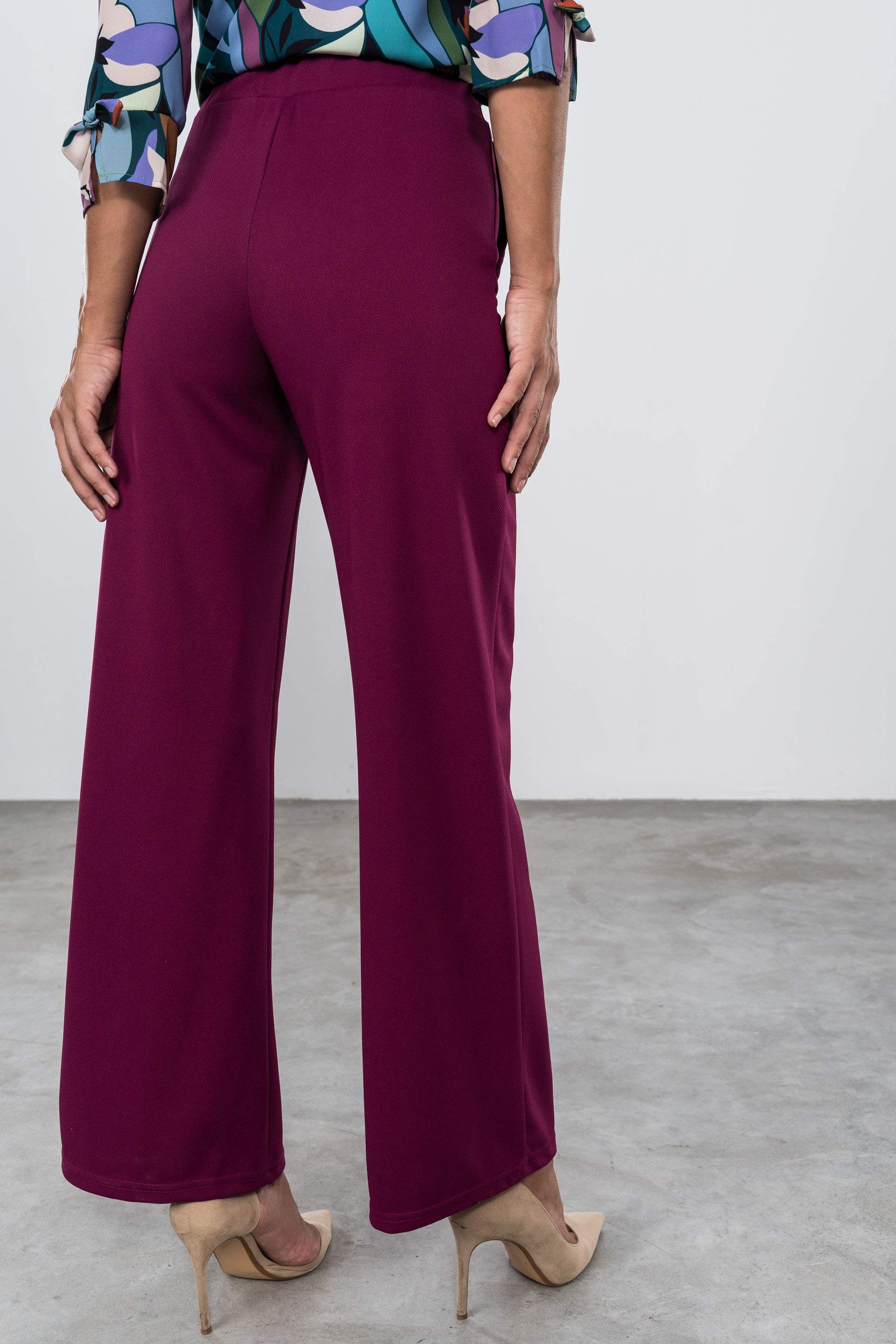 PANTALON ANCHO BOTONES BERENJENA