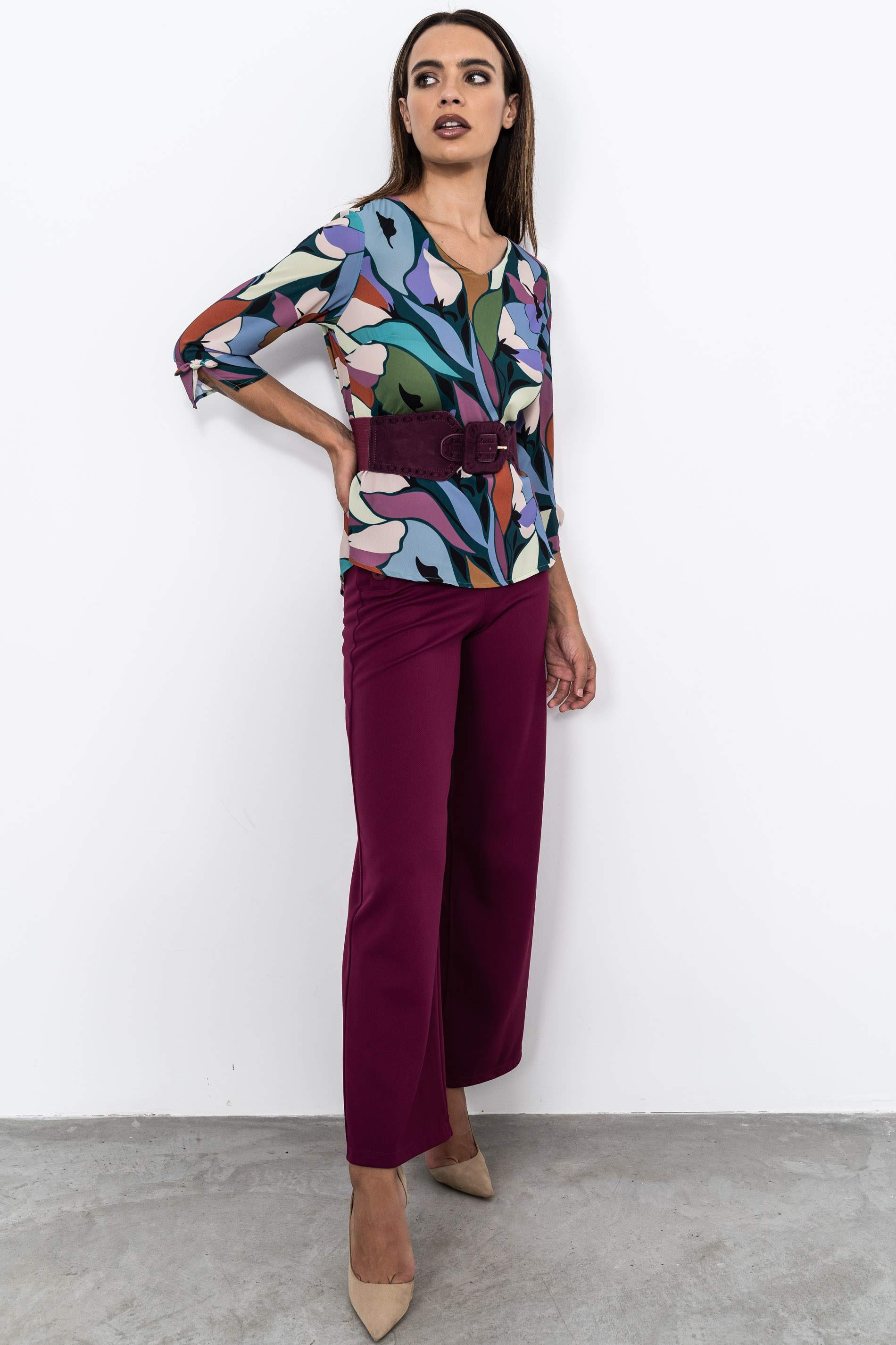 PANTALON ANCHO BOTONES BERENJENA