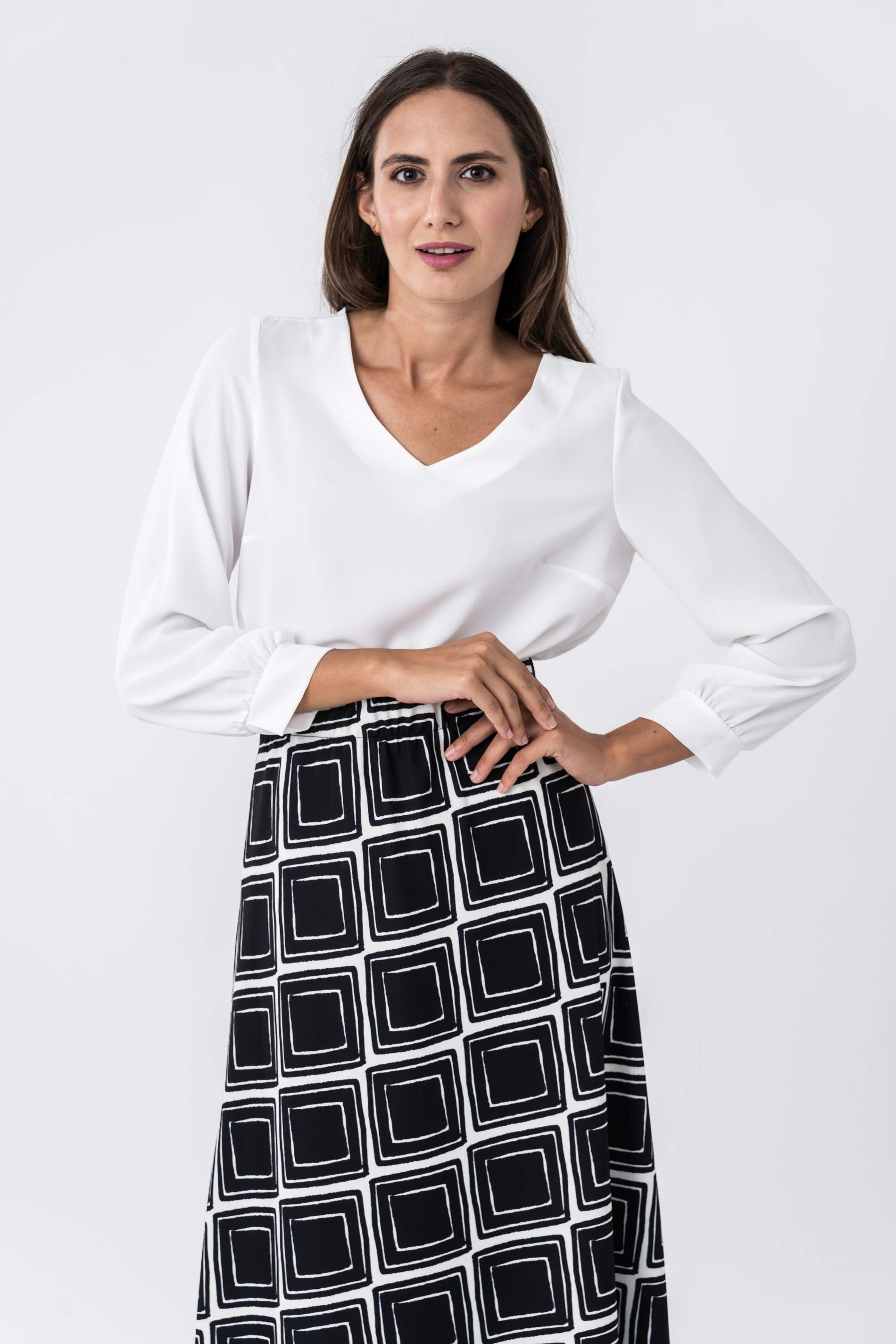 FALDA EVASE ESTAMDO GEOMETRICO
