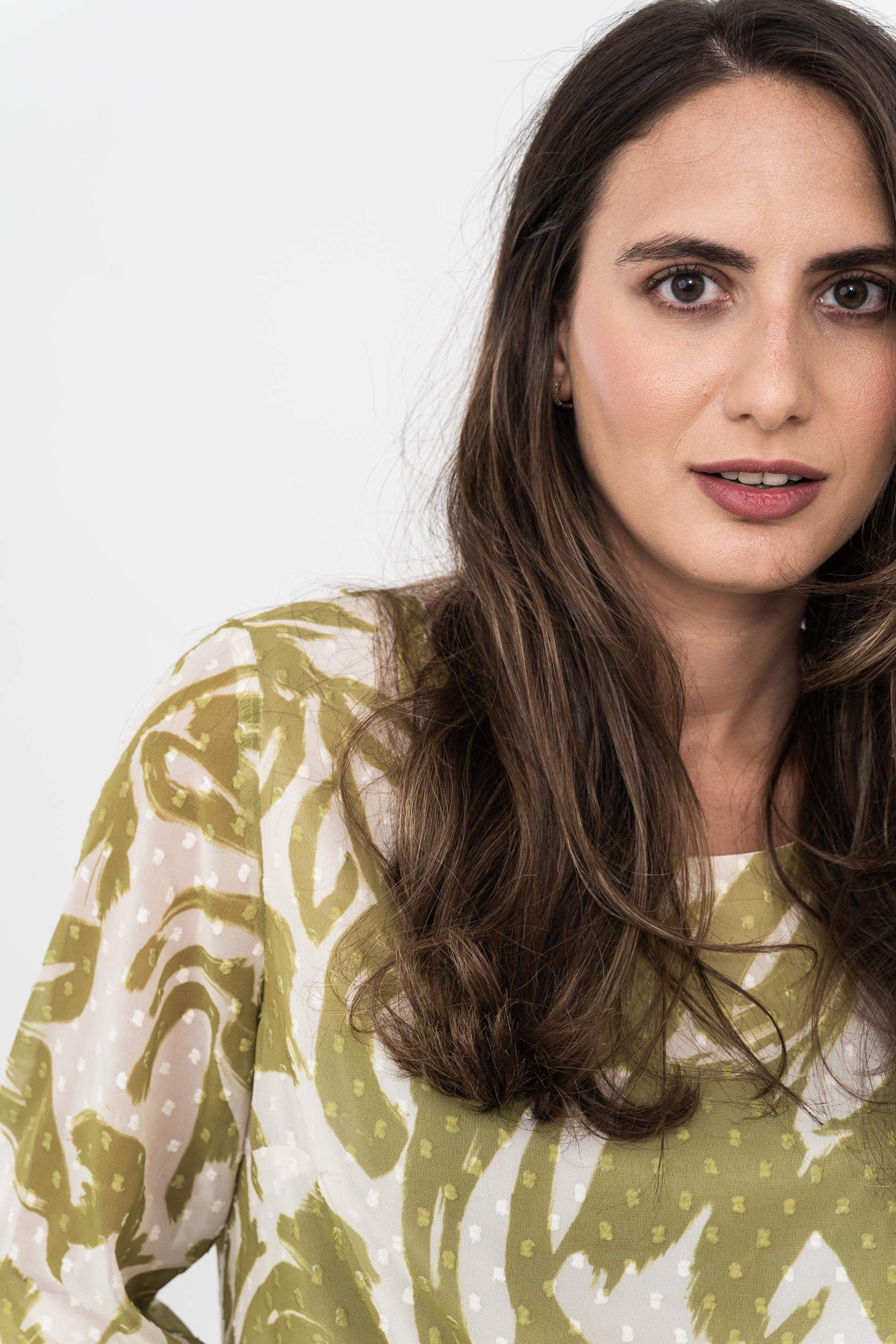 BLUSA PLUMETI PINCELADAS OLIVA