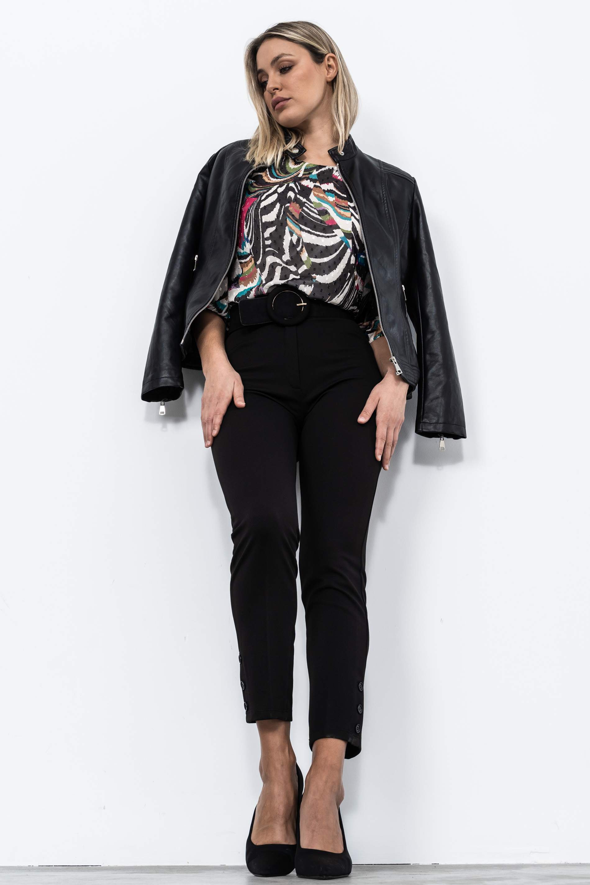 BLUSA PLUMETI ASTRACTO NEGRO