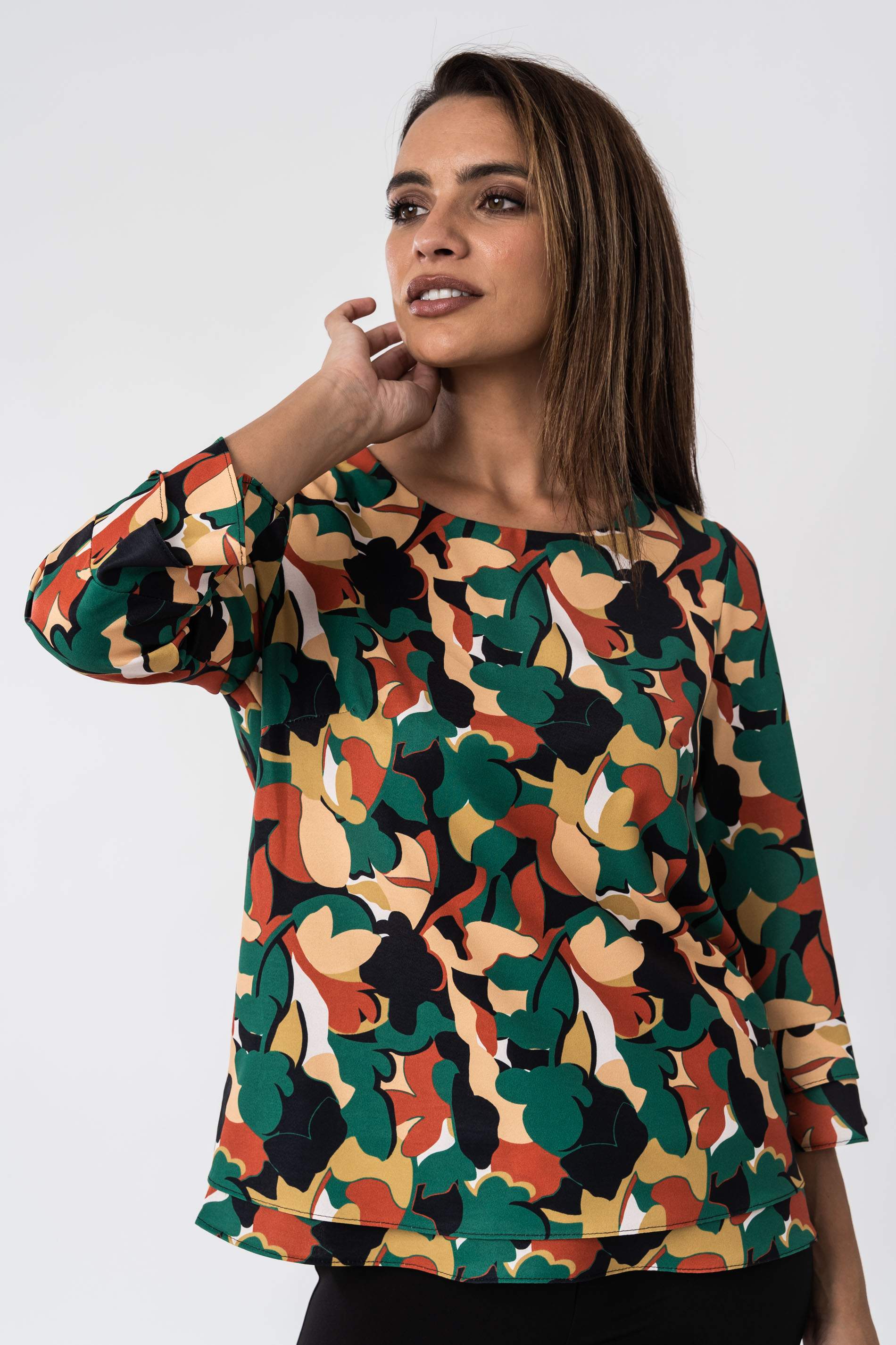 BLUSA DOBLE CAPA SILUETA FLOR