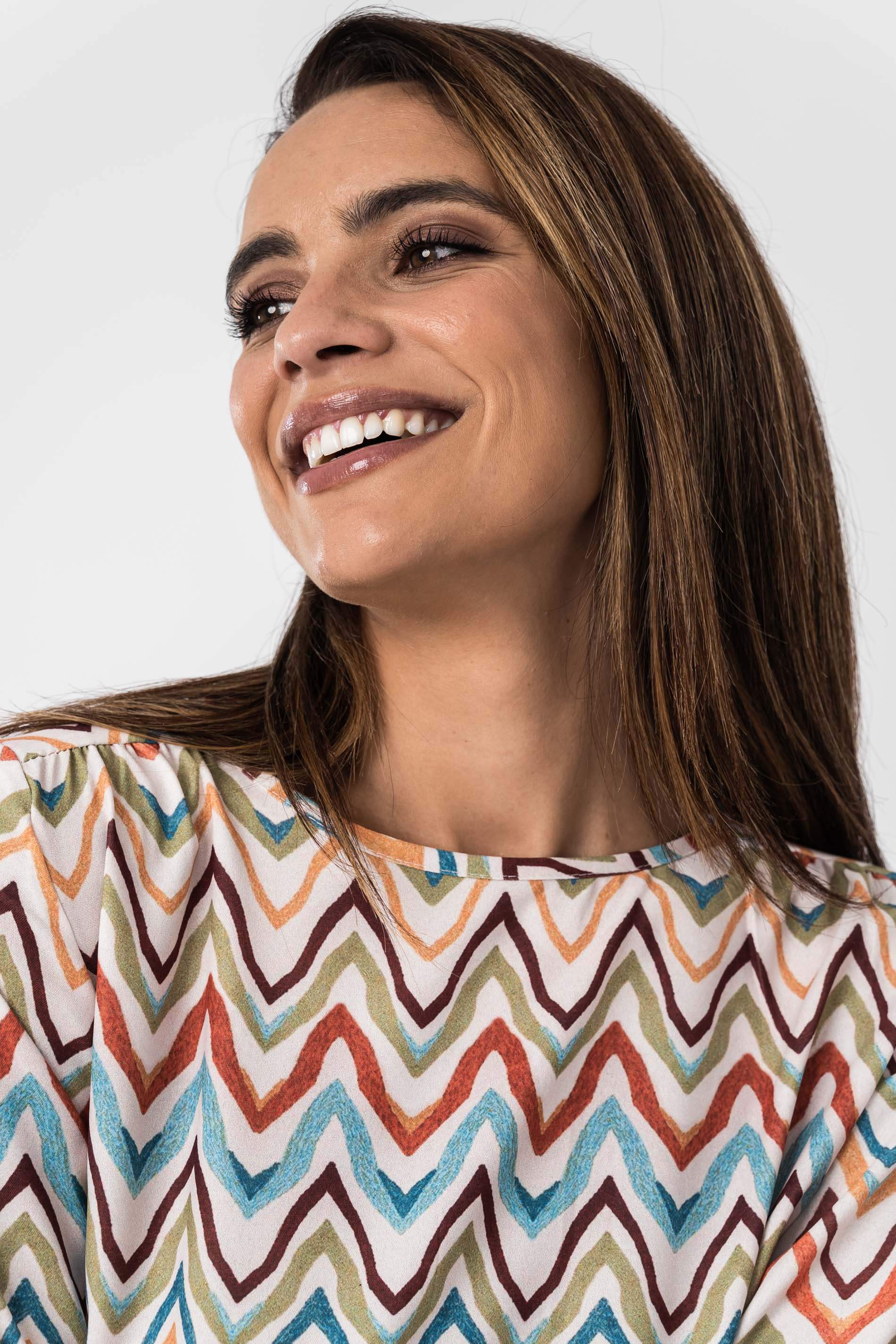 BLUSA PUÑO FRUNCIDO ZIG-ZAG