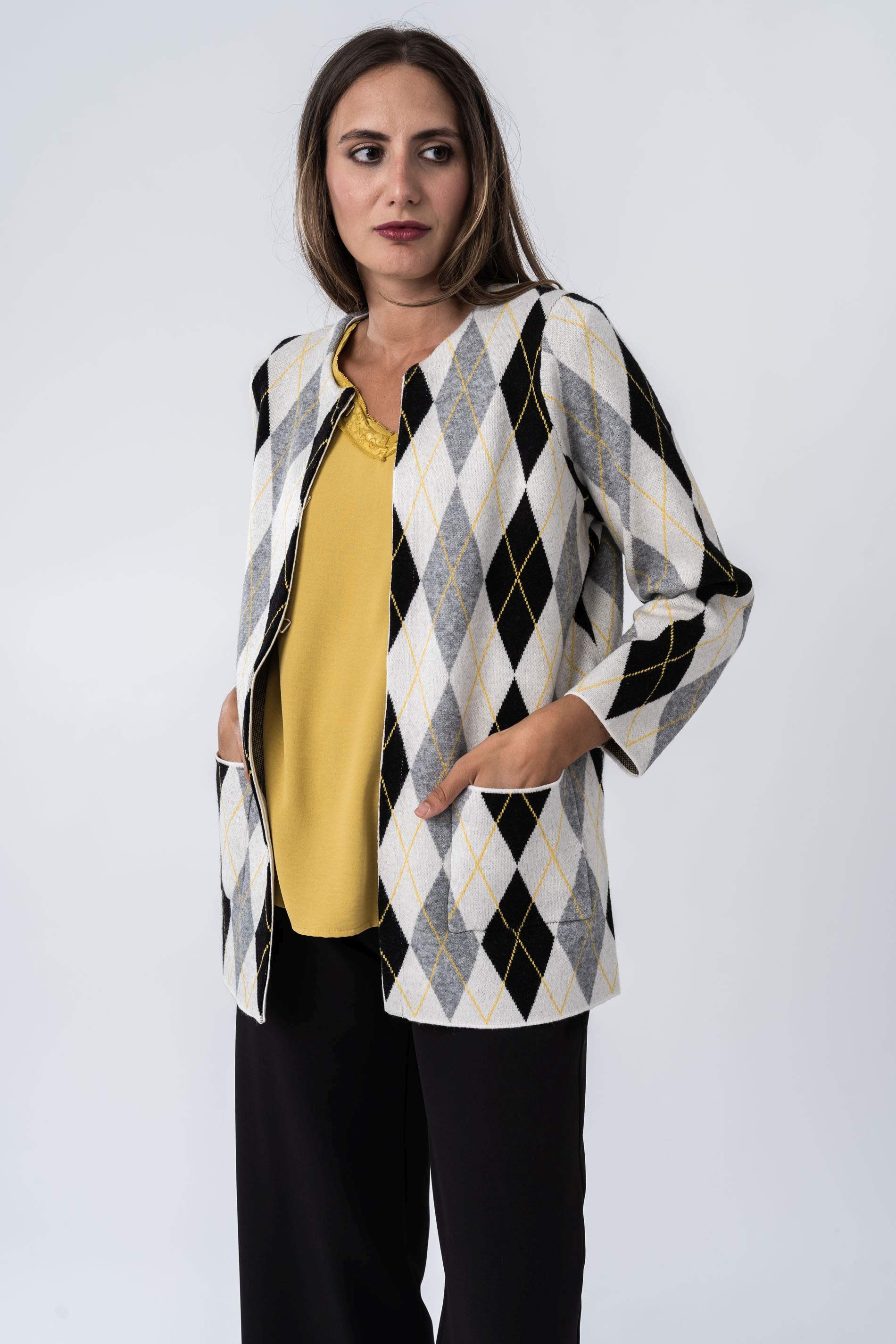CHAQUETA PUNTO ROMBOS