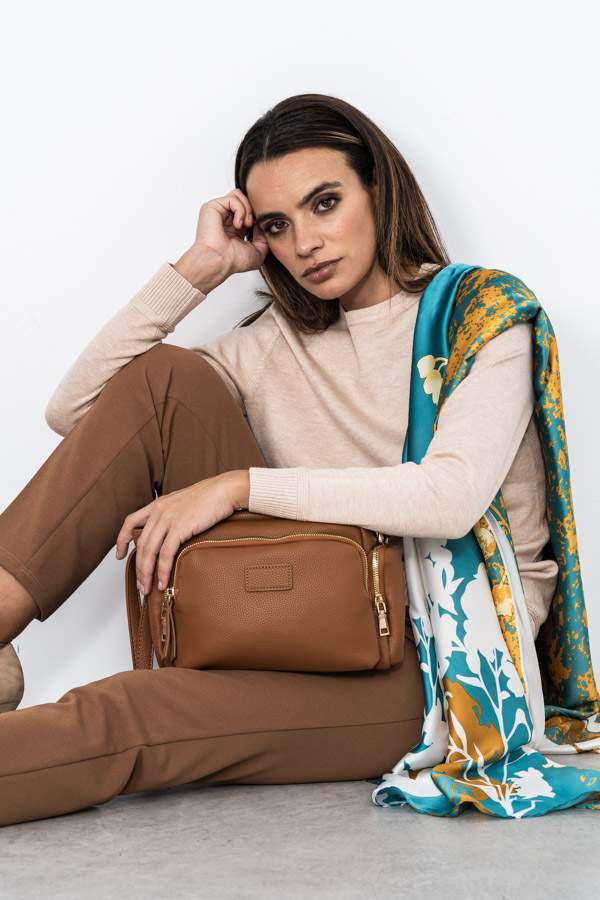 JERSEY CUELLO CAJA BEIGE
