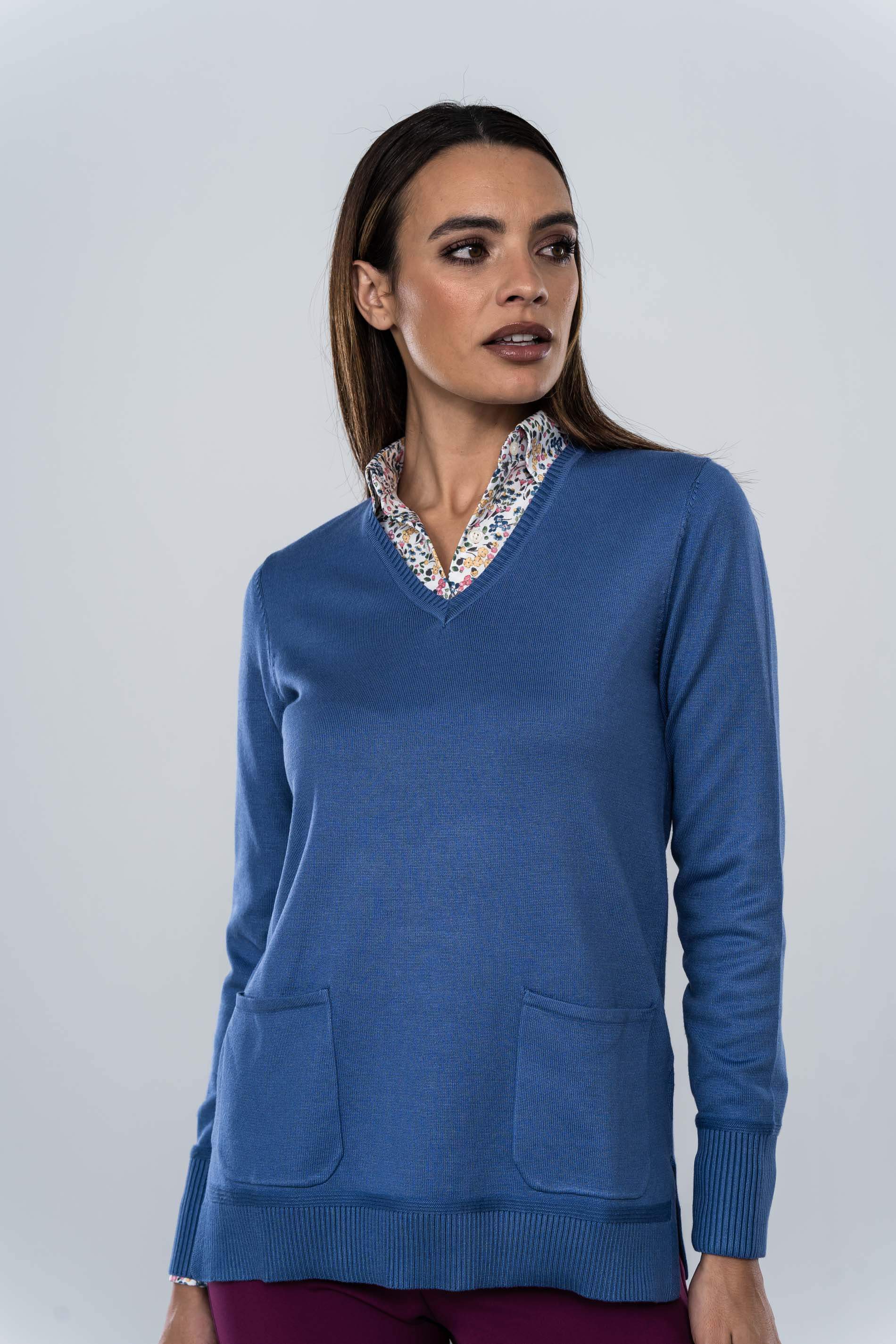 JERSEY CUELLO PICO BOLSILLOS AZUL
