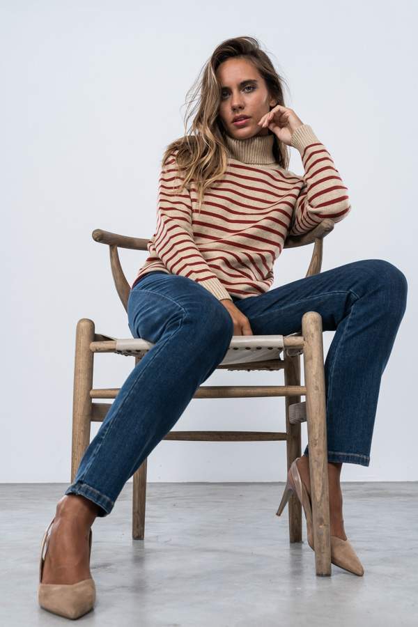 JERSEY CUELLO CISNE RAYAS CRUDO Y CAMEL