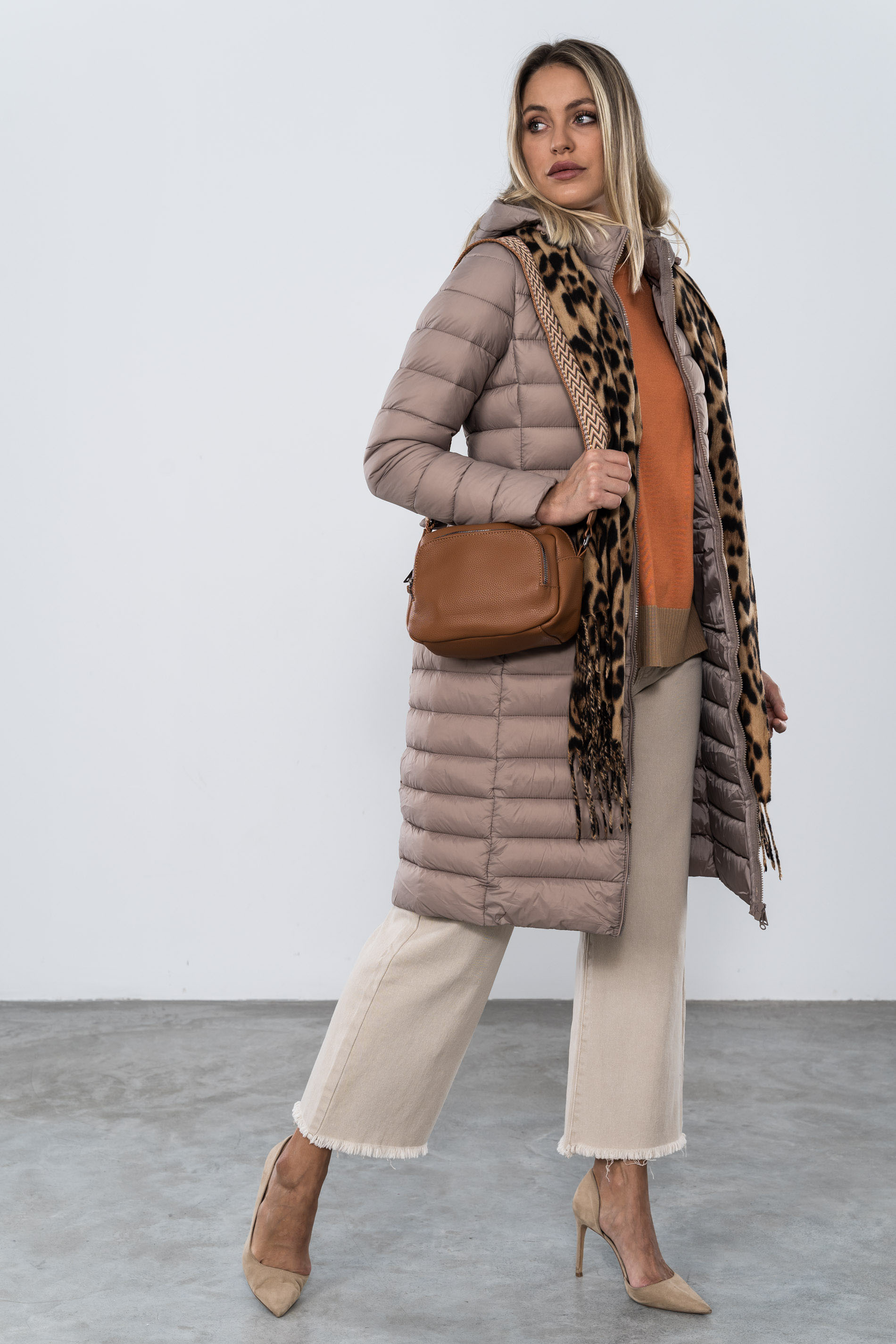 PANTALON CAMPANA DESFLECADO BEIGE