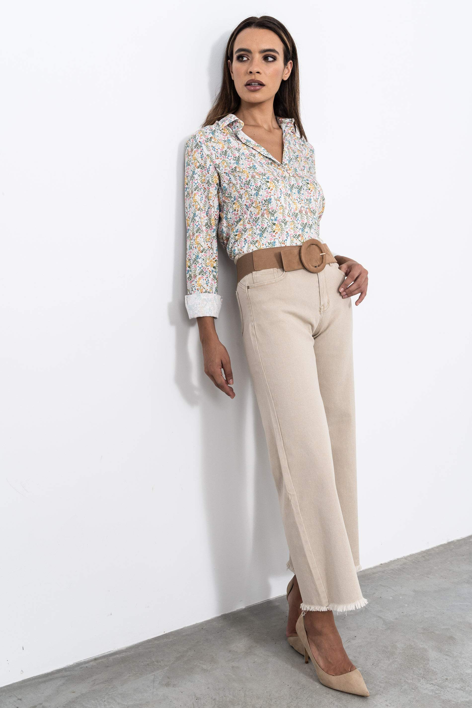 PANTALON CAMPANA DESFLECADO BEIGE