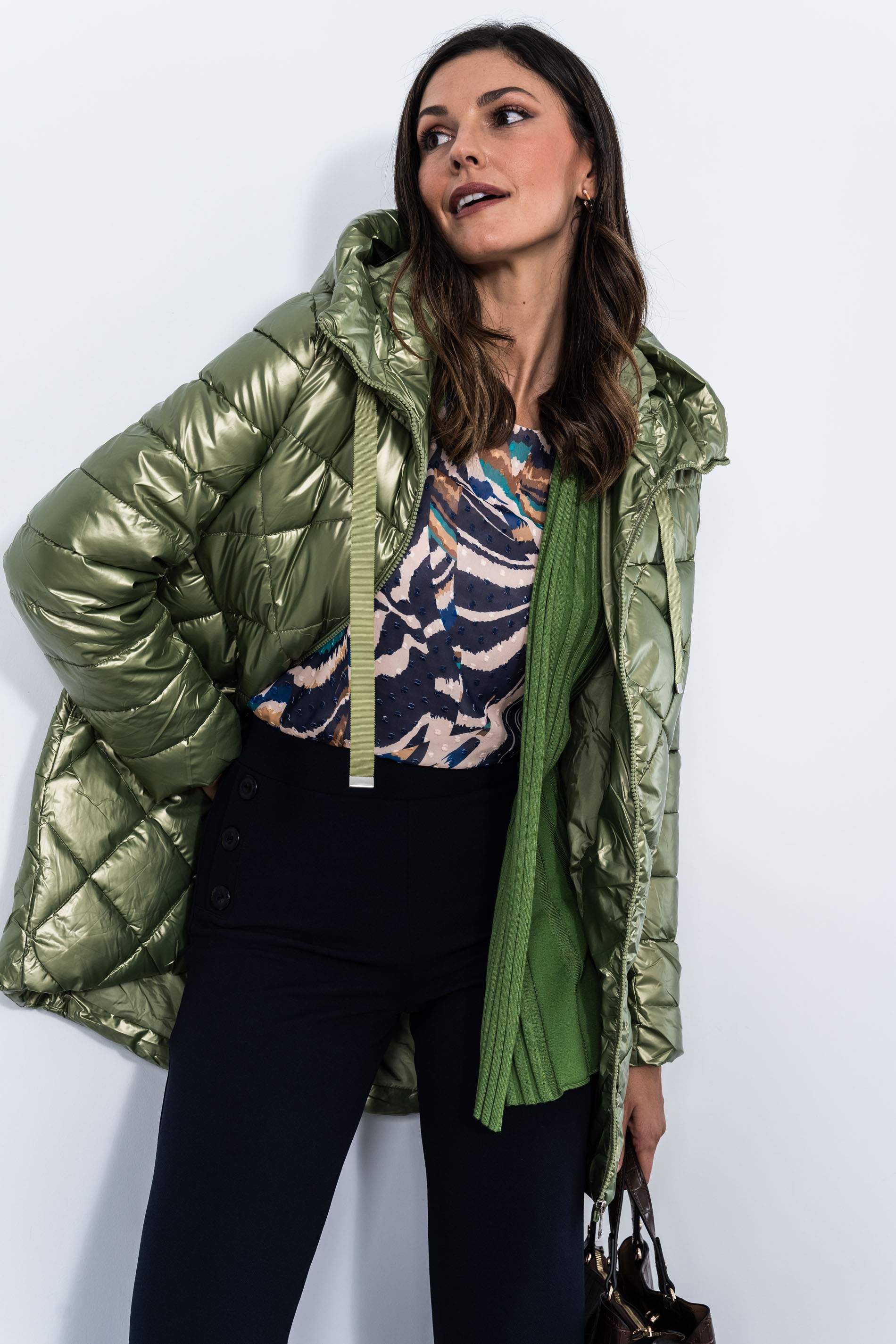PARKA SATINADA PESPUNTE ROMBO MANZANA