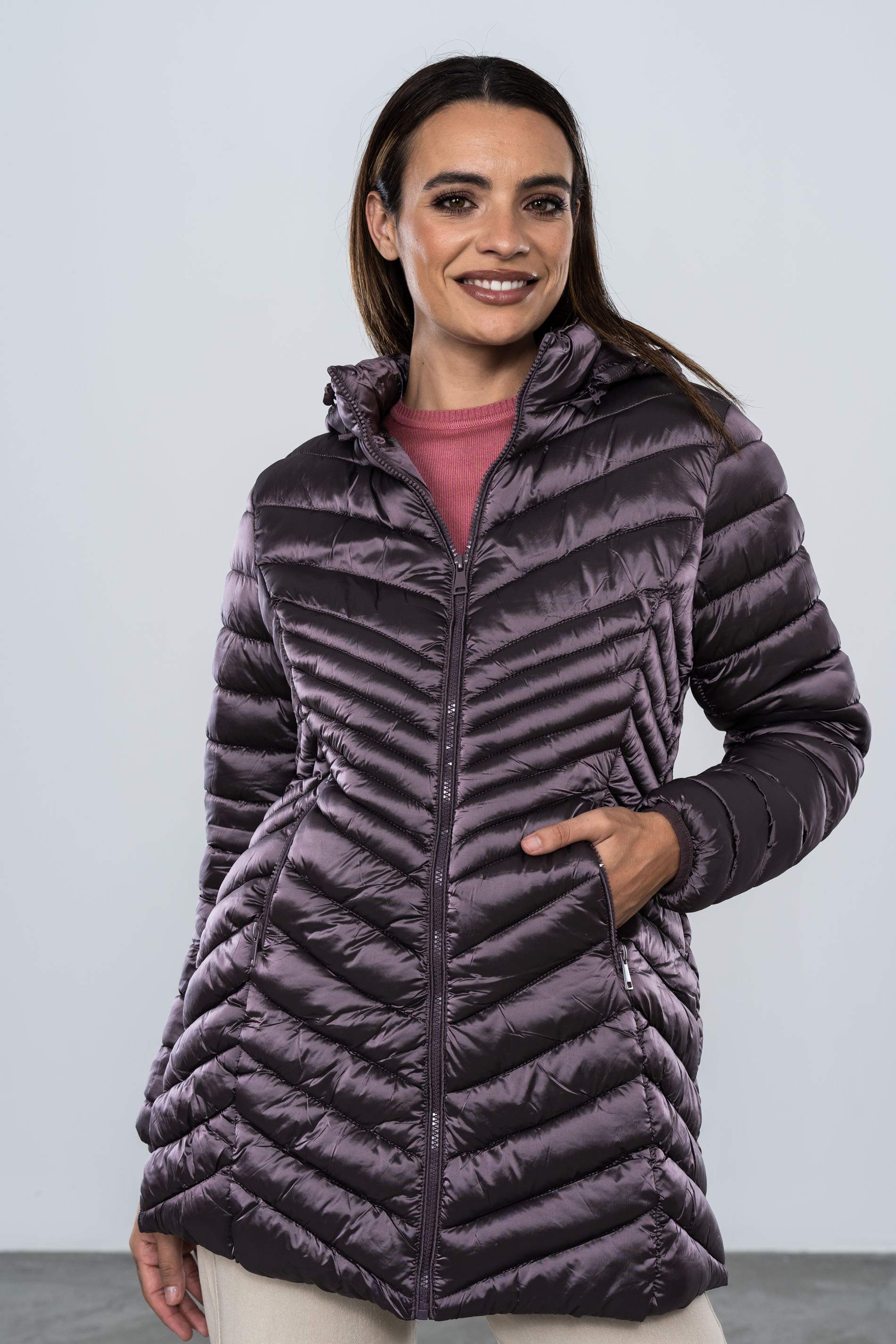 PARKA SATINADA PESPUNTE DIAGONAL PURPURA