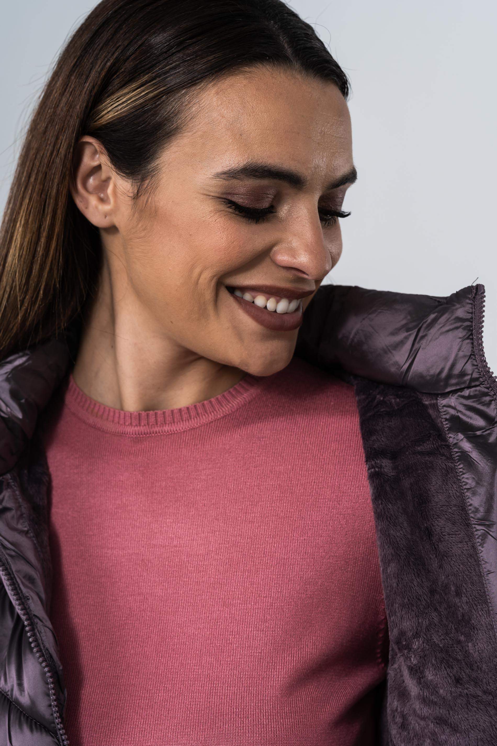 PARKA SATINADA PESPUNTE DIAGONAL PURPURA
