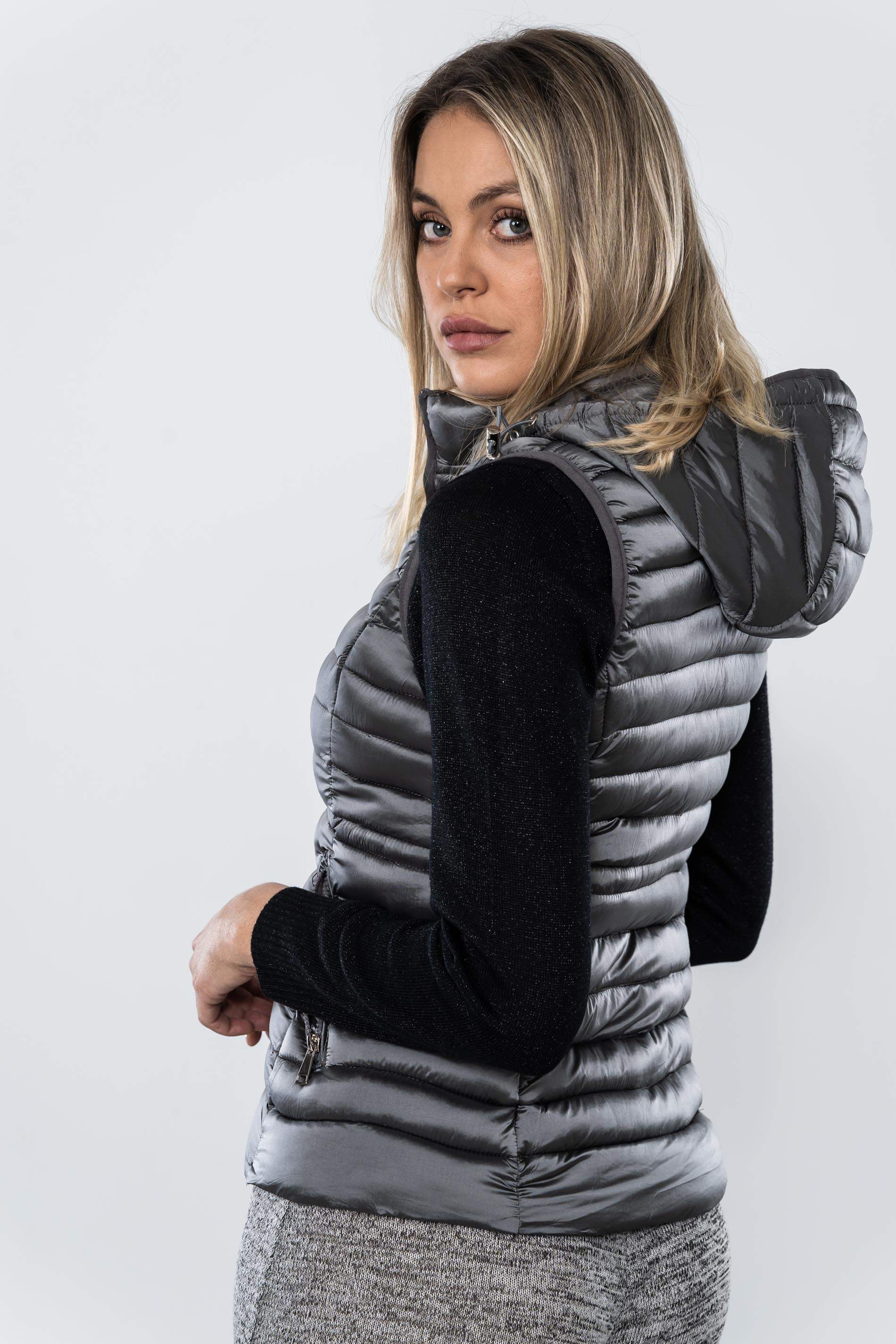 CHALECO AJUSTE CINTURA GRIS