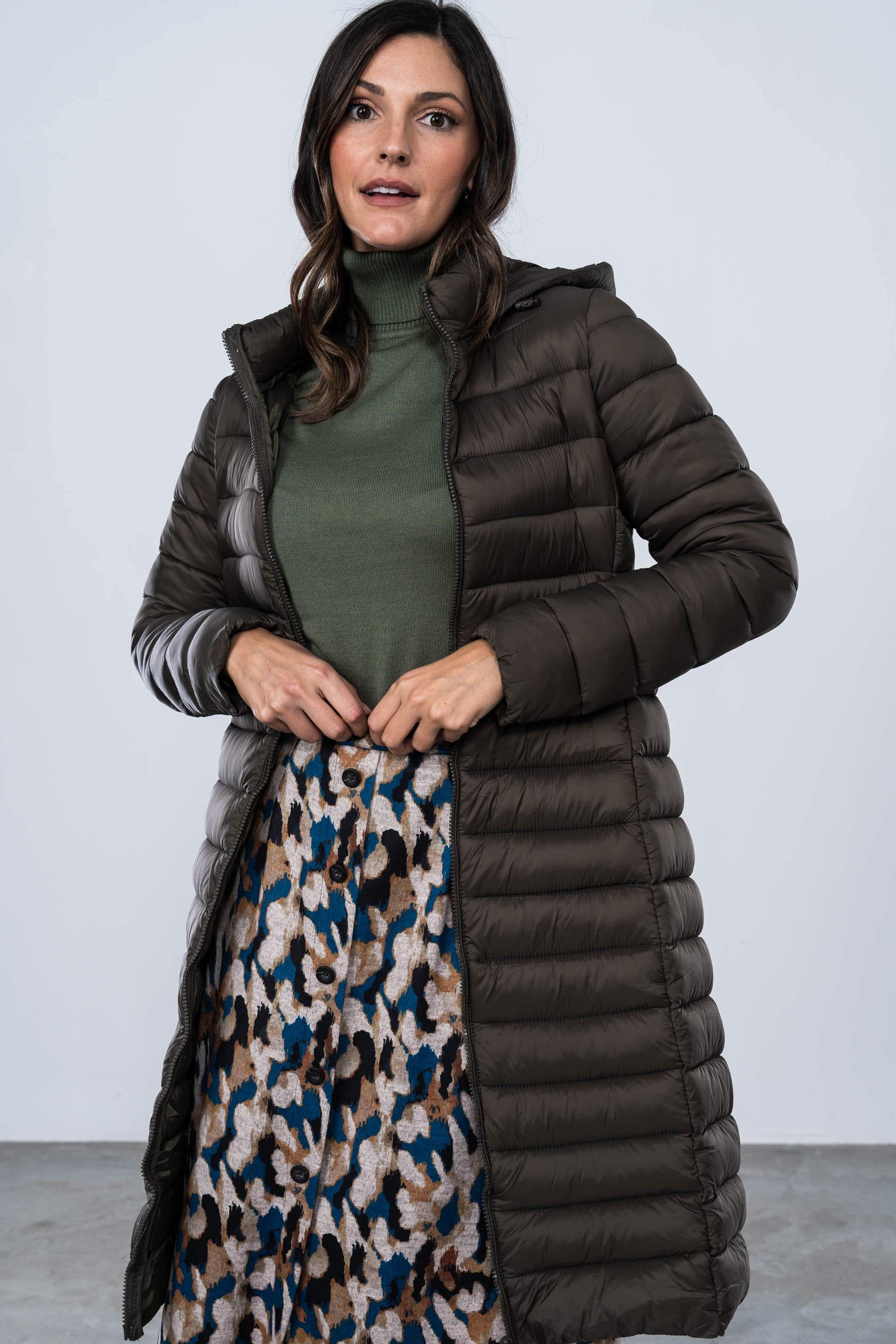 PARKA LARGA CINTURON KAKI