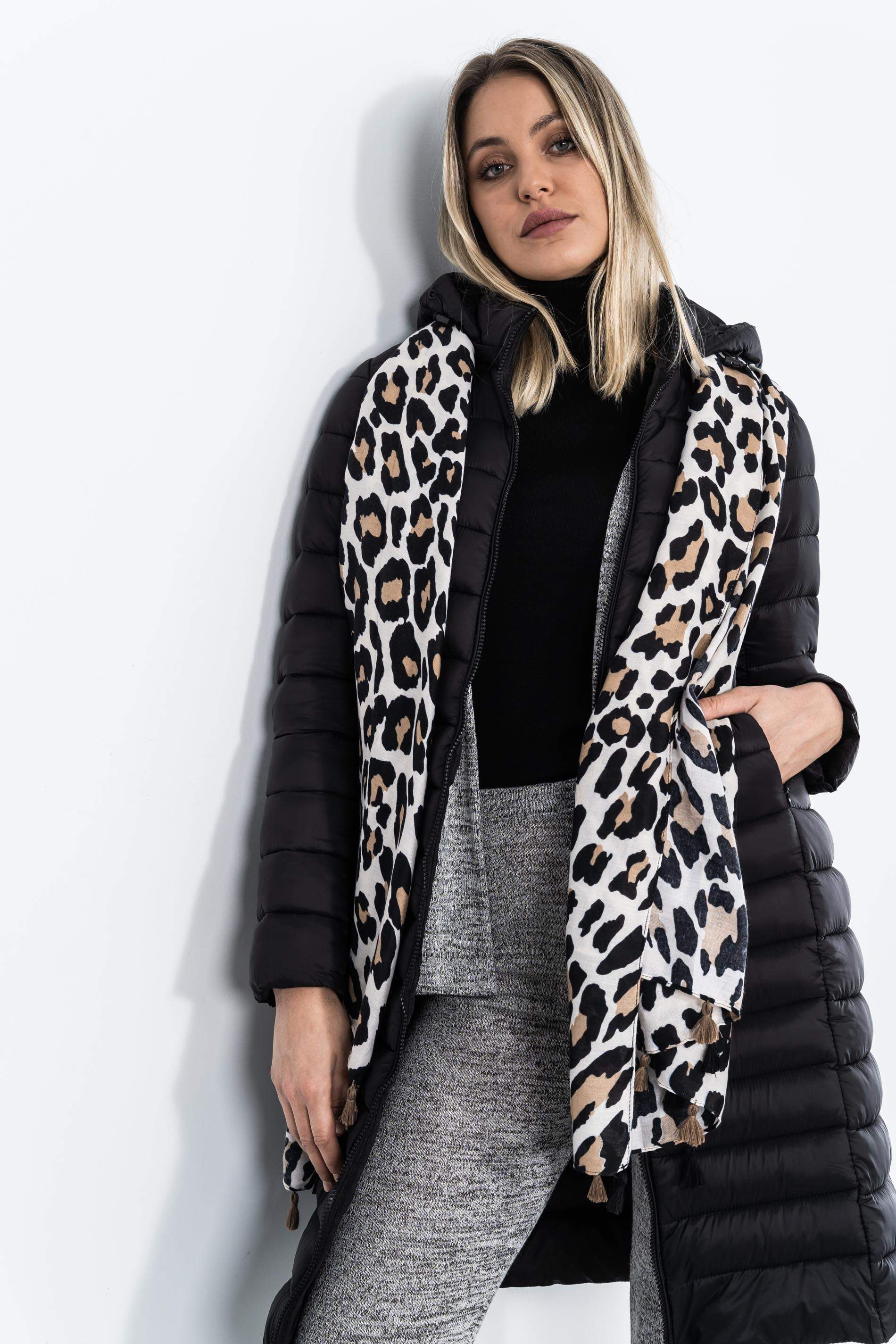 PARKA LARGA CINTURON NEGRO